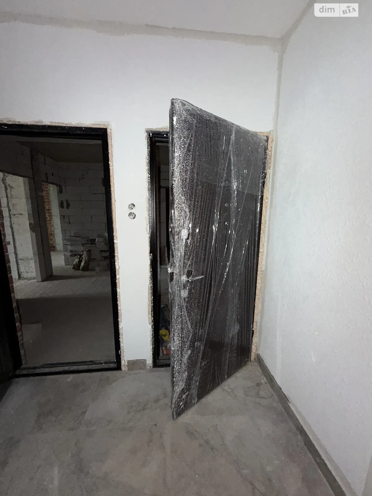 Продается 1-комнатная квартира 42 кв. м в Солонке, ул. Ивана Рубчака, 23 - фото 1