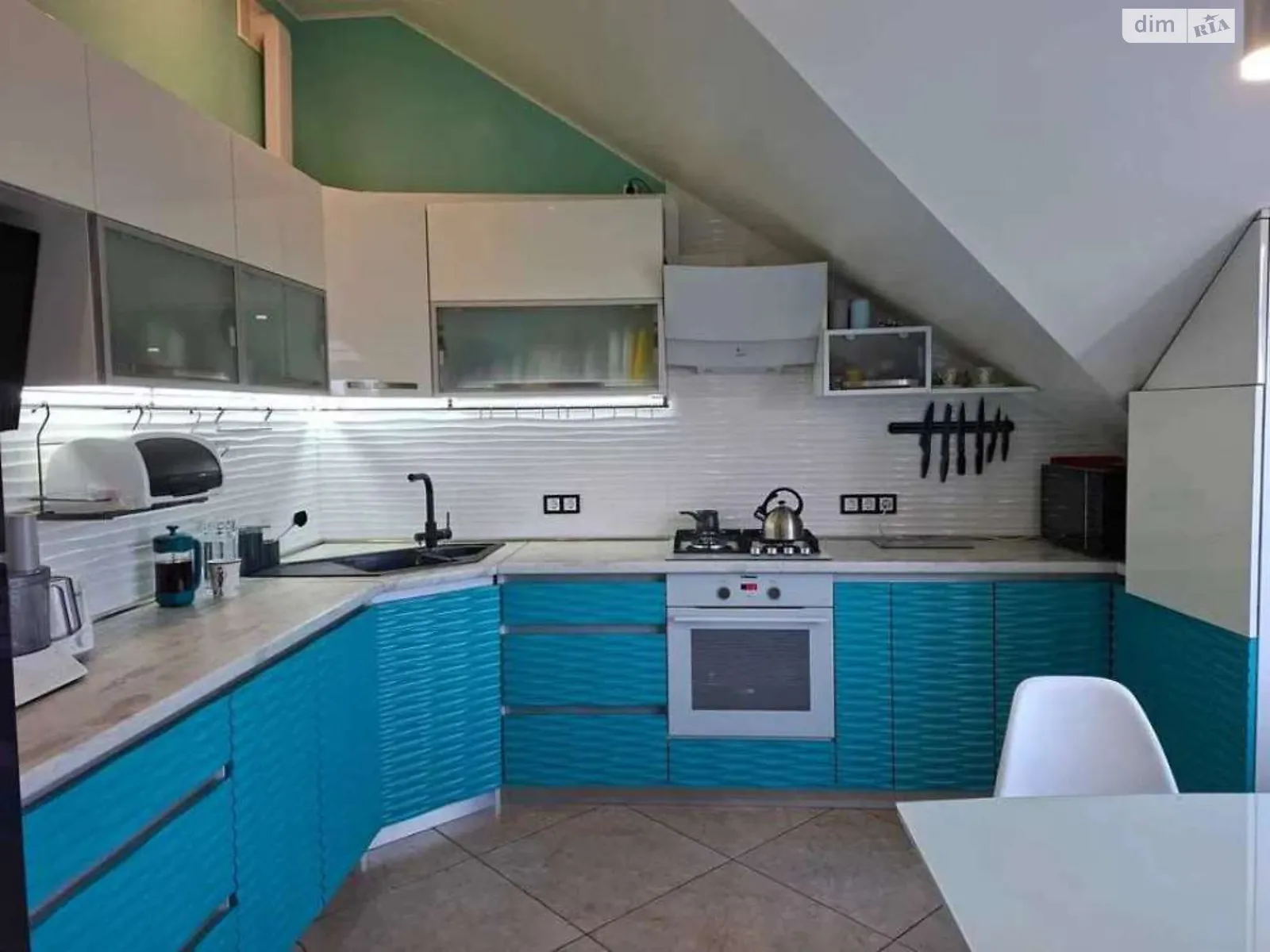 Продается 3-комнатная квартира 95.3 кв. м в Вишневом, ул. Кузьмы Скрябина(Ватутина), 15 - фото 1