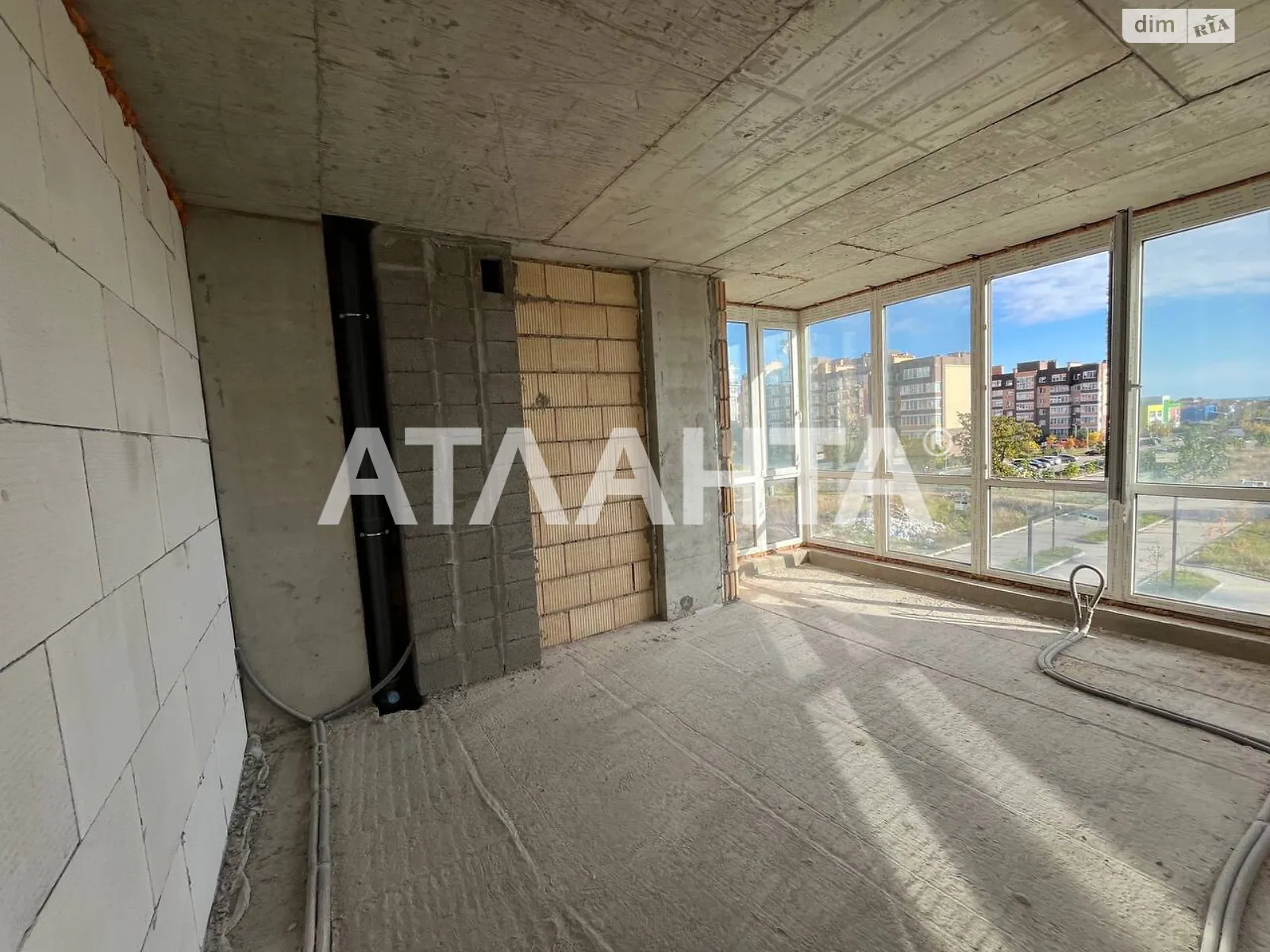 Продается 2-комнатная квартира 60 кв. м в Крыжановка, ул. Марсельская, 33В - фото 1