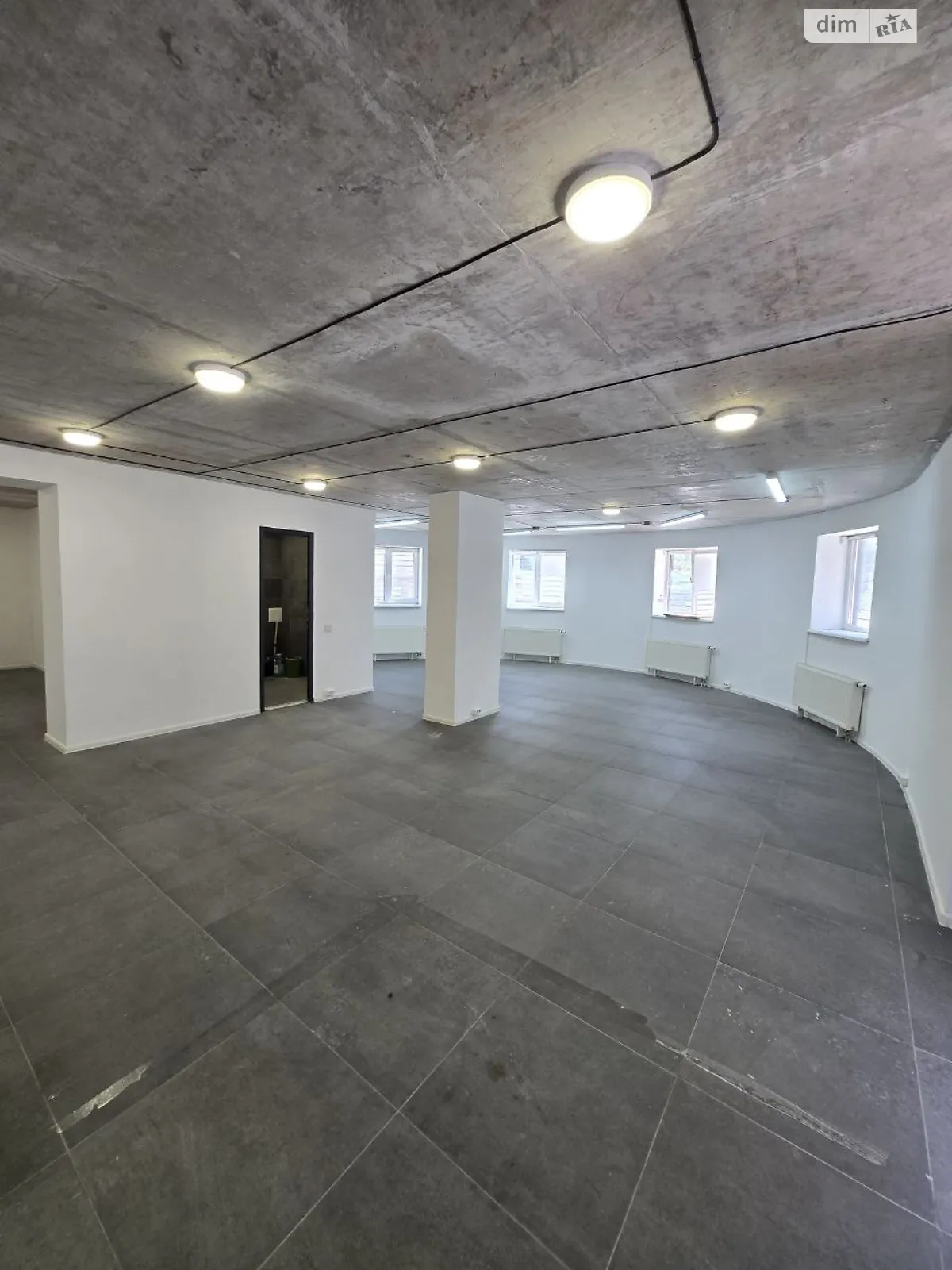 Продается помещения свободного назначения 95 кв. м в 12-этажном здании, цена: 76000 $ - фото 1