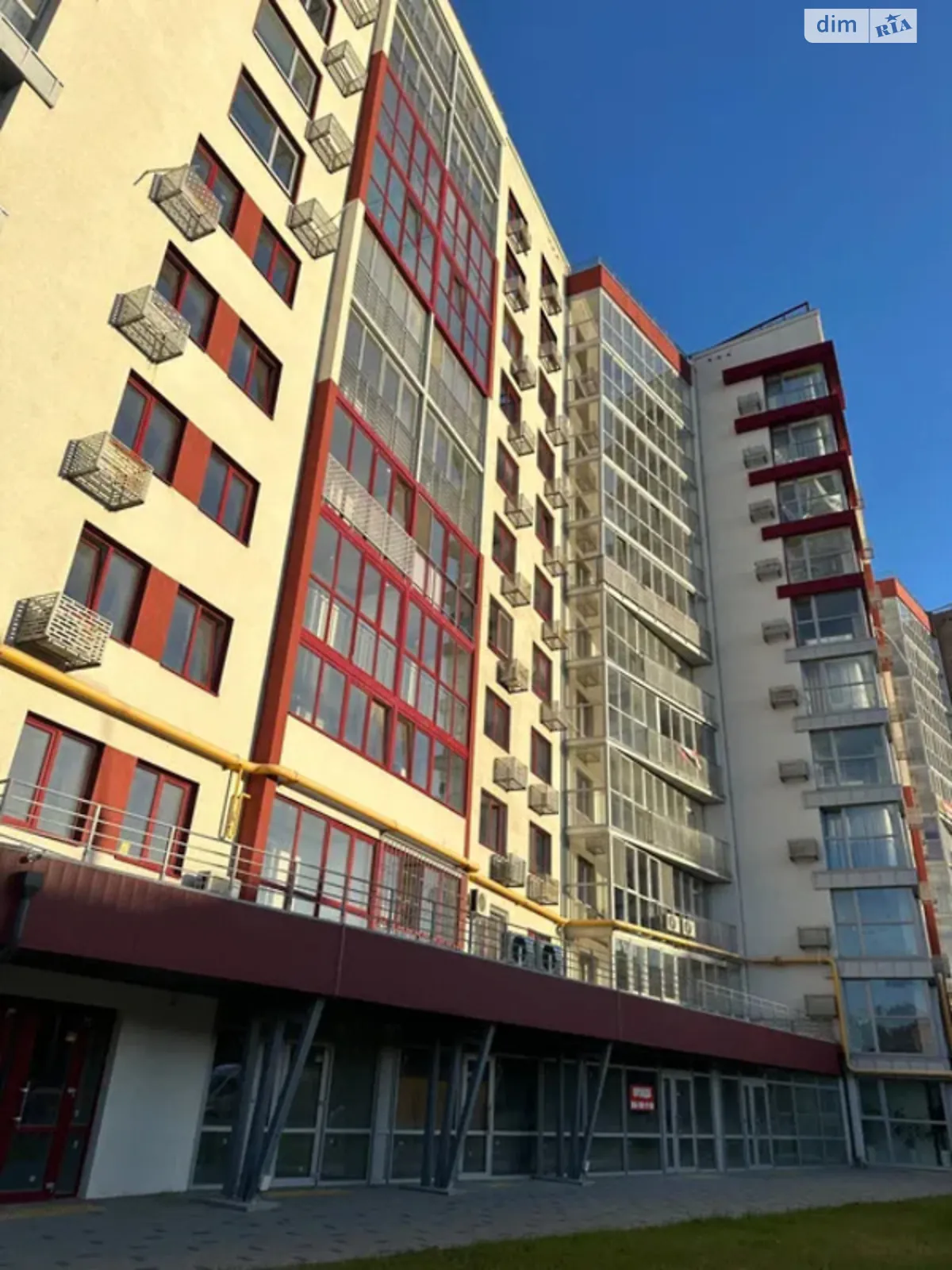 Продается 2-комнатная квартира 55 кв. м в Полтаве, ул. Европейская, 183 - фото 1