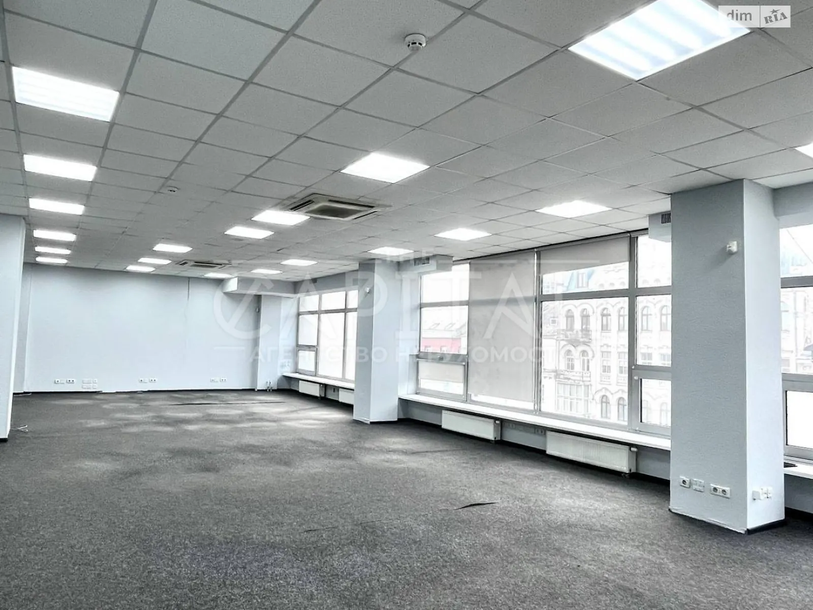 Сдается в аренду офис 300 кв. м в бизнес-центре, цена: 3500 $ - фото 1