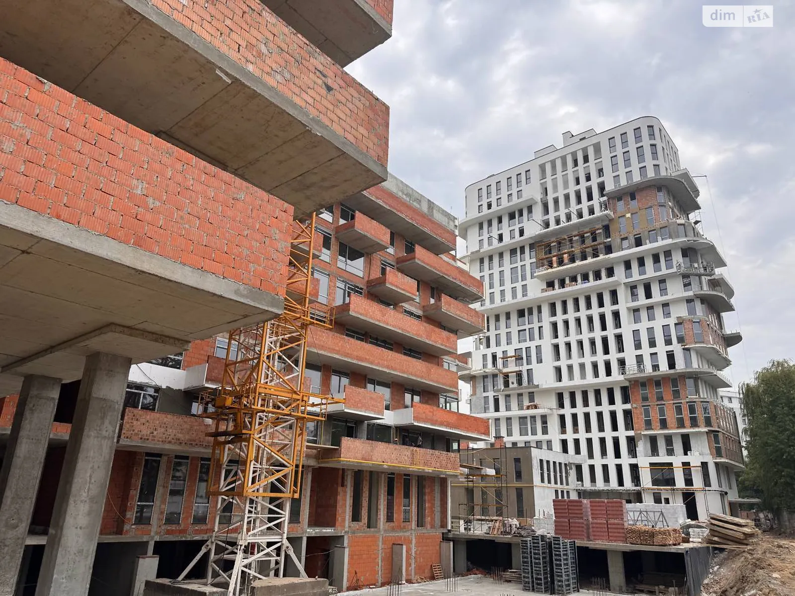 Продається 2-кімнатна квартира 76 кв. м у Львові, вул. Раковського, 24А - фото 1