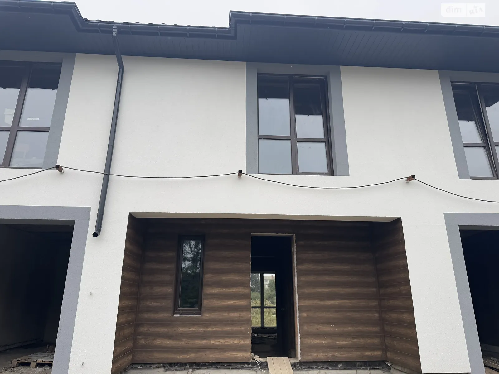 Продається частина будинку 140 кв. м з верандою, цена: 85000 $ - фото 1