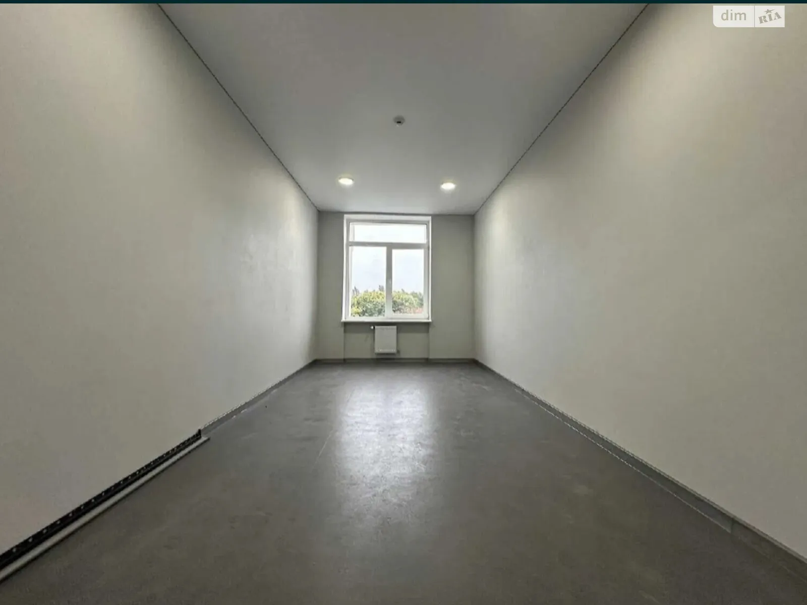 Сдается в аренду офис 20 кв. м в бизнес-центре, цена: 10000 грн - фото 1