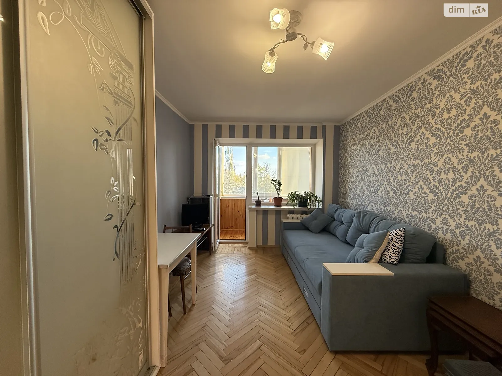 Продается 3-комнатная квартира 52 кв. м в Киеве, ул. Алма-Атинская - фото 1