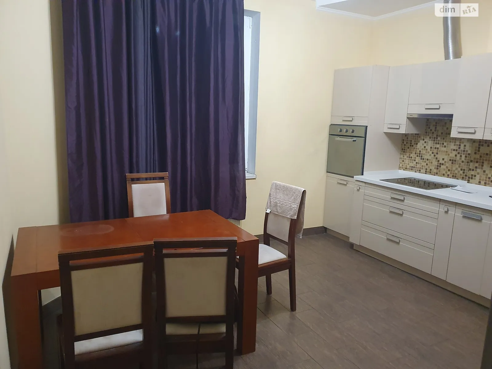 Сдается в аренду 2-комнатная квартира 60 кв. м в Одессе, ул. Среднефонтанская, 19А - фото 1