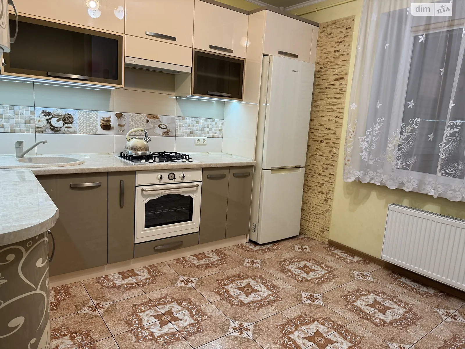 2-комнатная квартира 61.1 кв. м в Тернополе, просп. Злуки - фото 1