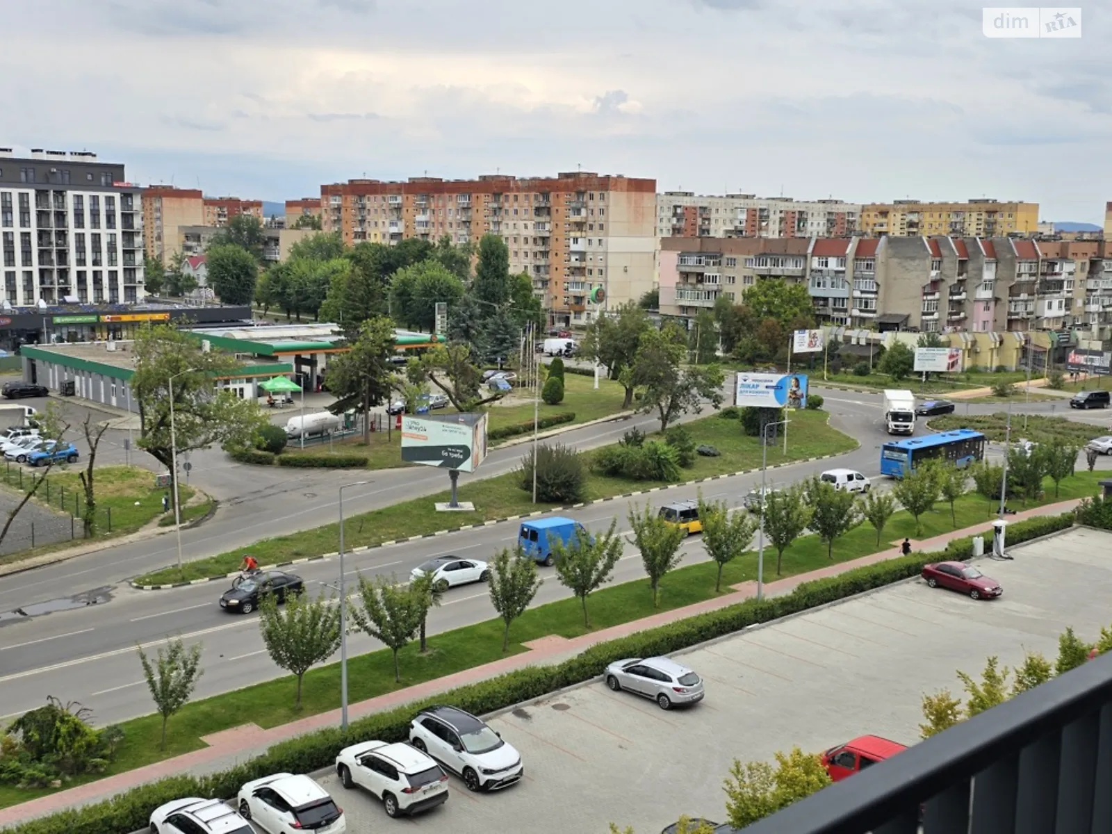 Продается 2-комнатная квартира 87.39 кв. м в Ужгороде, ул. Бабьяка, 1Б - фото 1