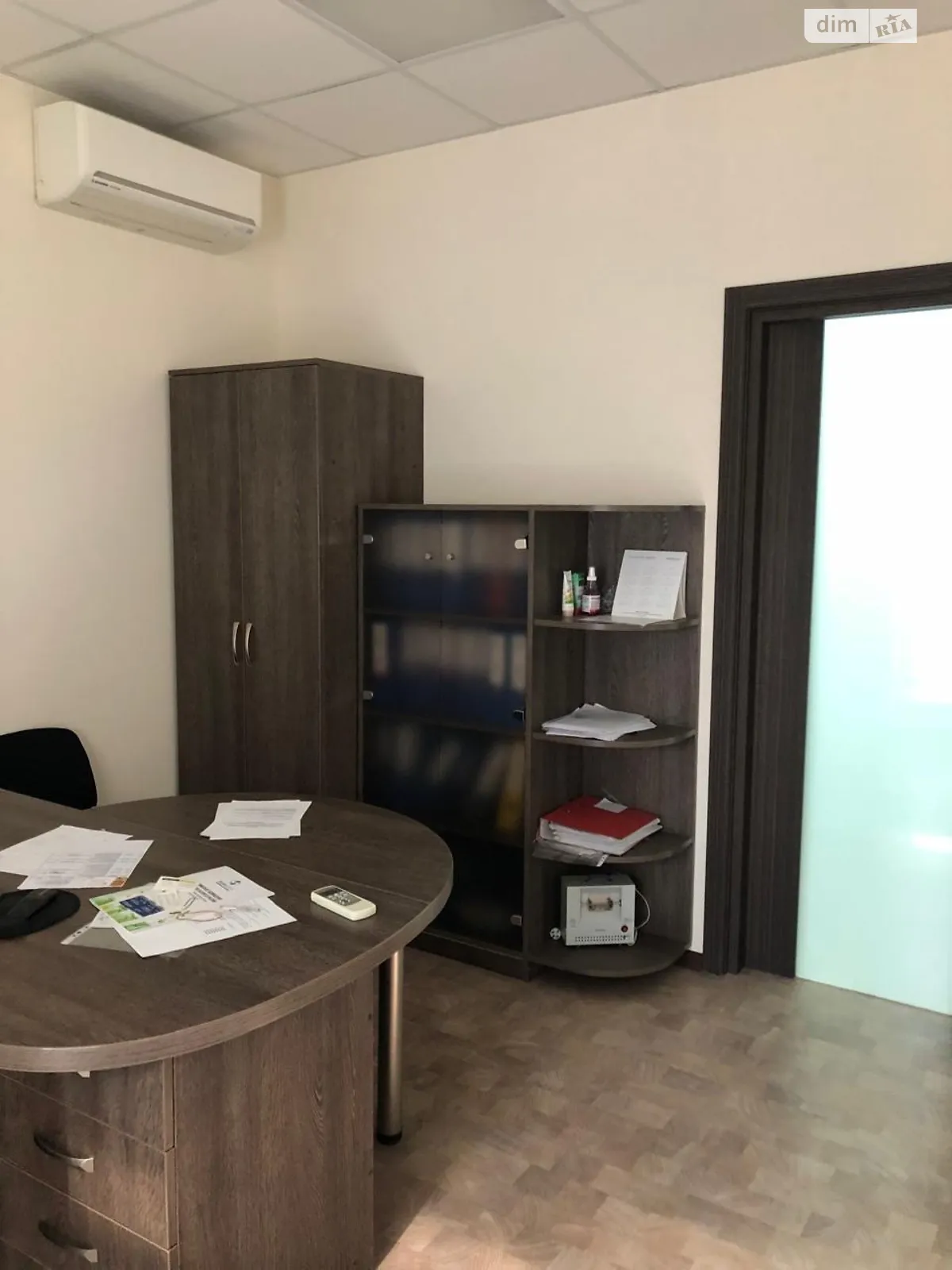 Продается офис 186.9 кв. м в бизнес-центре, цена: 250000 $ - фото 1