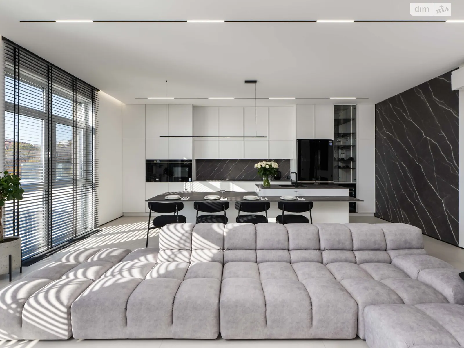 Продается 3-комнатная квартира 122.9 кв. м в Киеве, цена: 450000 $ - фото 1