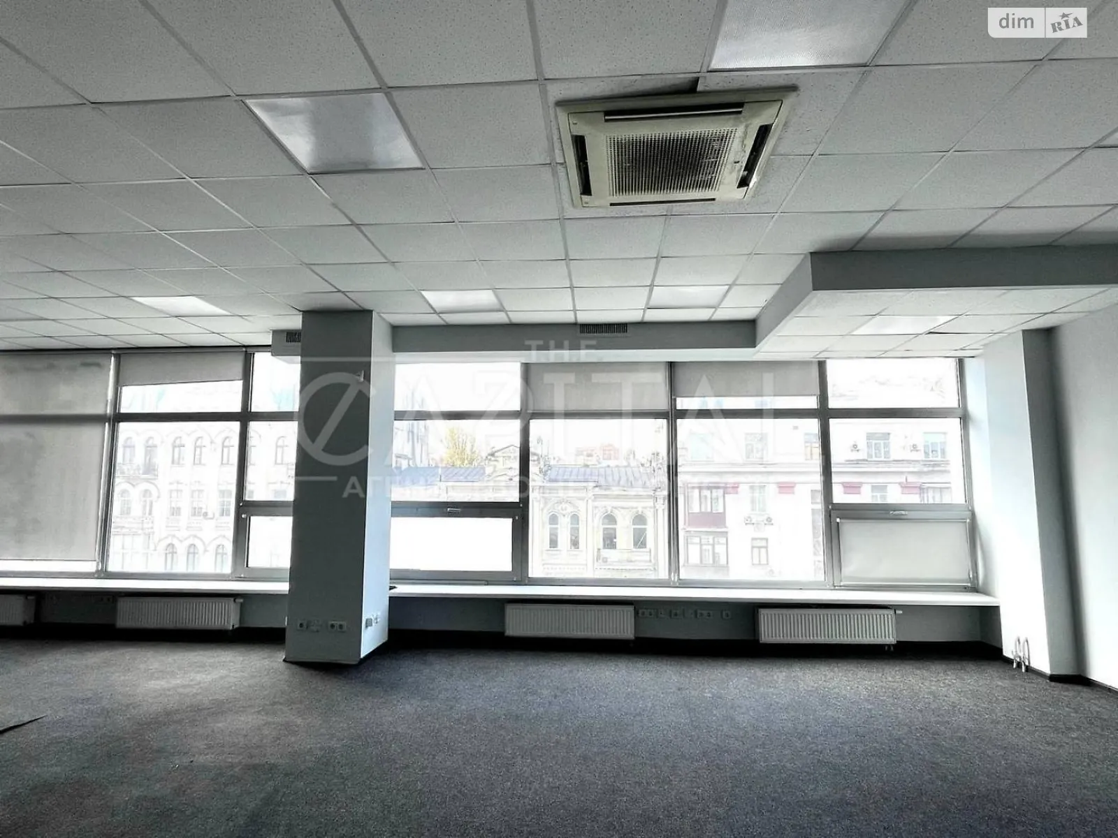 Сдается в аренду офис 289.3 кв. м в бизнес-центре, цена: 3500 $ - фото 1