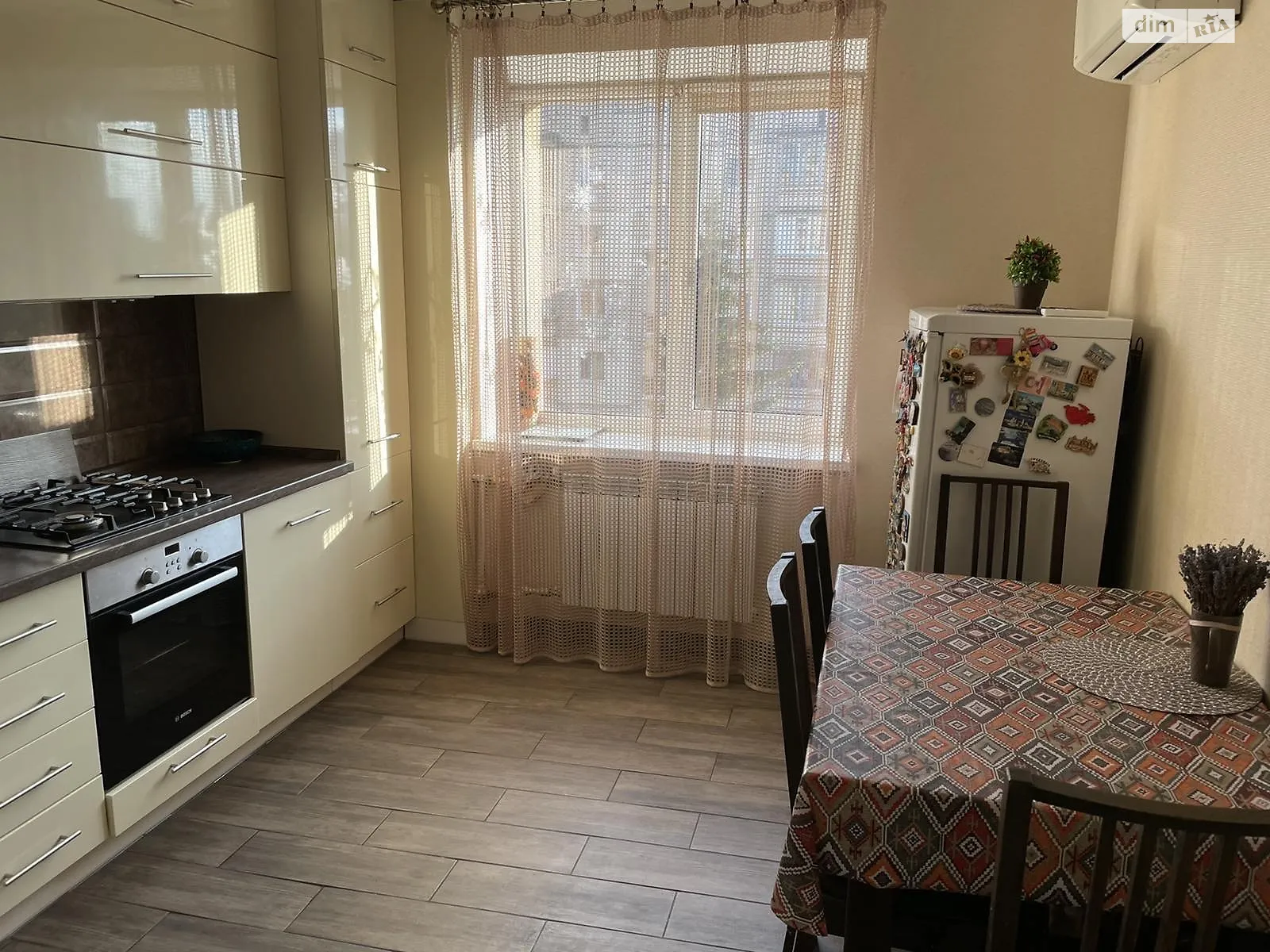 Сдается в аренду 2-комнатная квартира 52 кв. м в Буче, ул. Героев Майдана, 17 - фото 1