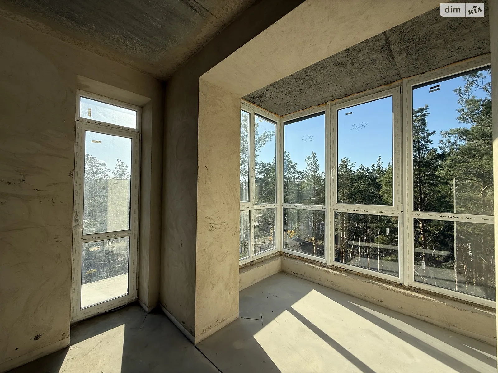 Продається 2-кімнатна квартира 64 кв. м у Гостомелі, вул. Соборна, 1 - фото 1