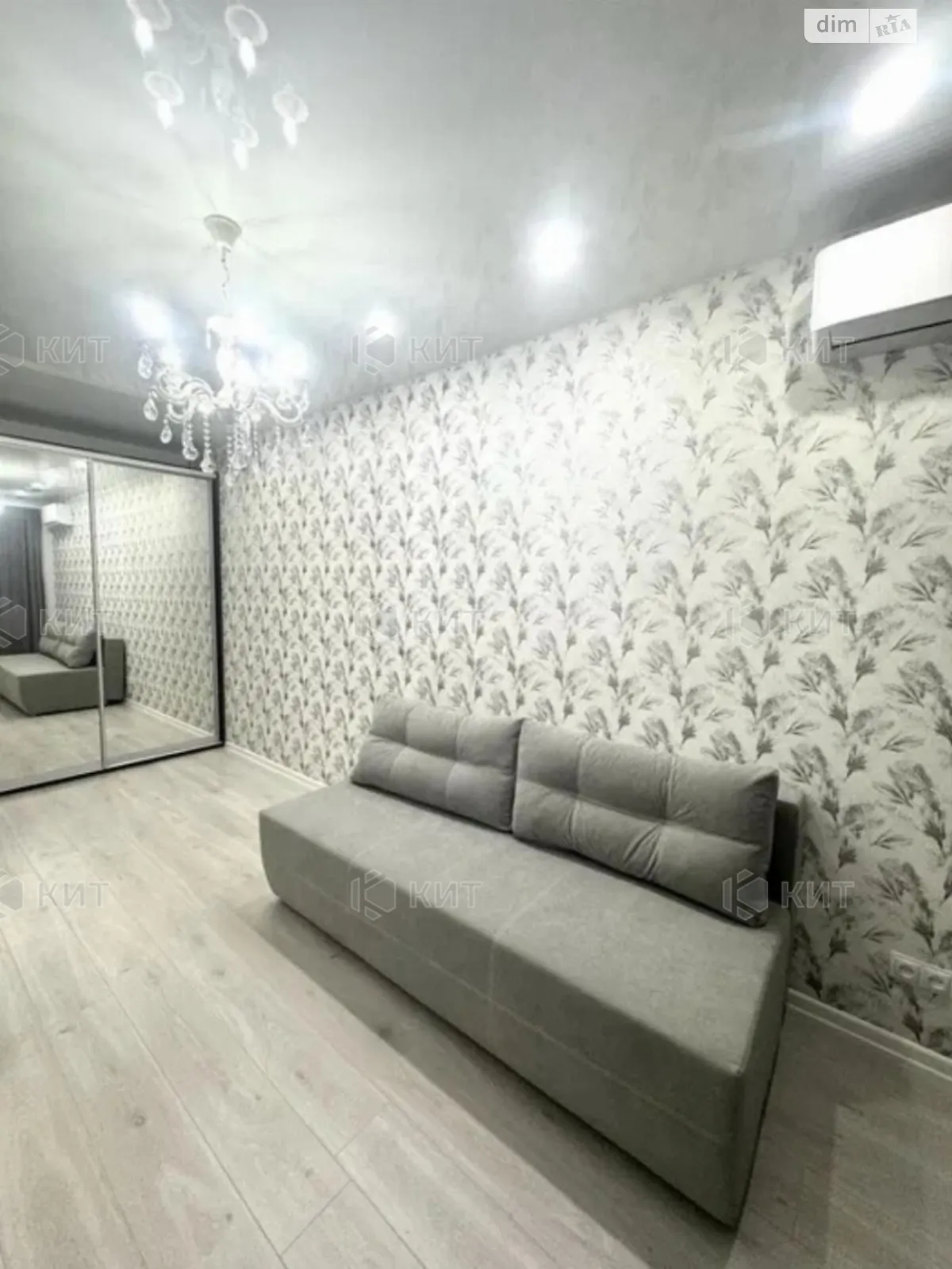 Продается 1-комнатная квартира 32.7 кв. м в Харькове, ул. Академика Барабашова, 10Б - фото 1