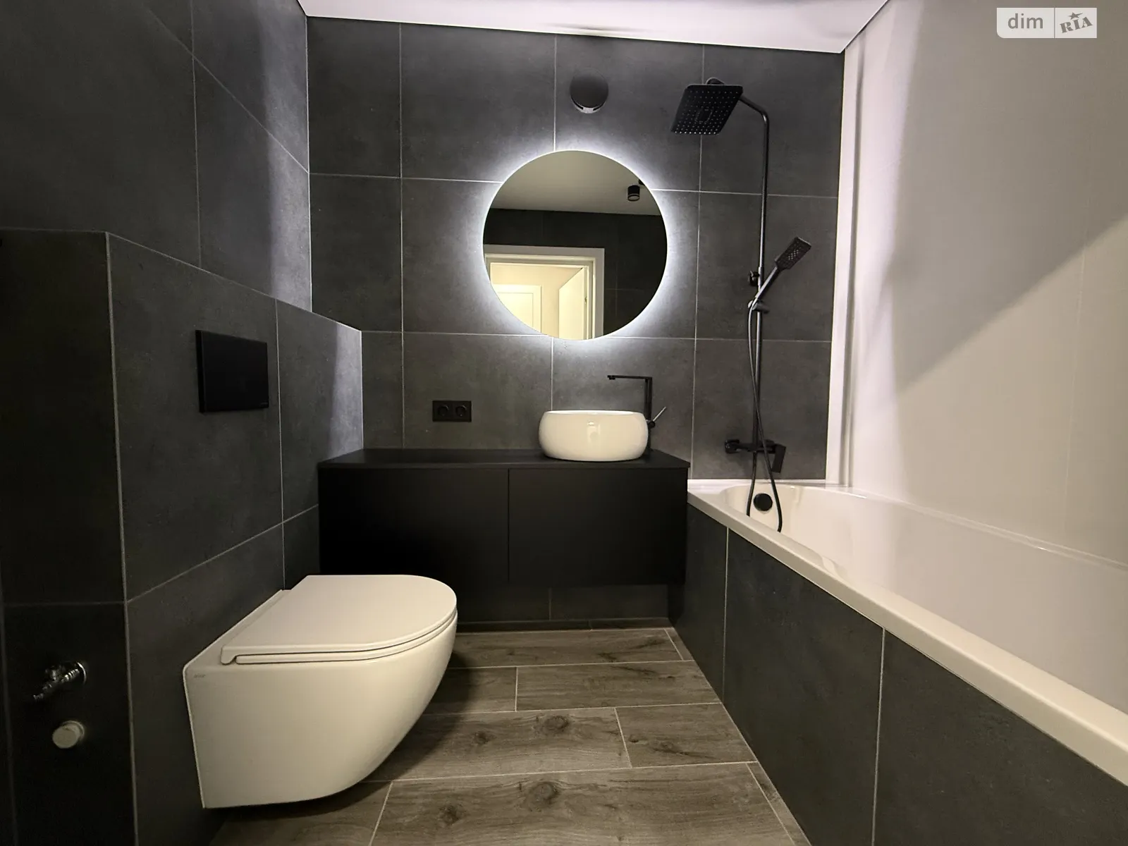 Продается 1-комнатная квартира 38.1 кв. м в Полтаве, цена: 58500 $ - фото 1