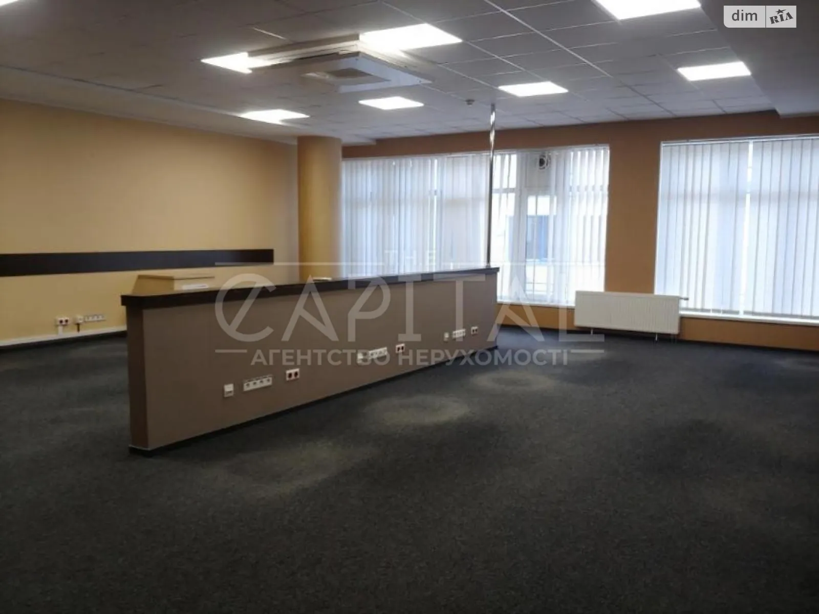 Сдается в аренду офис 959 кв. м в бизнес-центре, цена: 14385 $ - фото 1