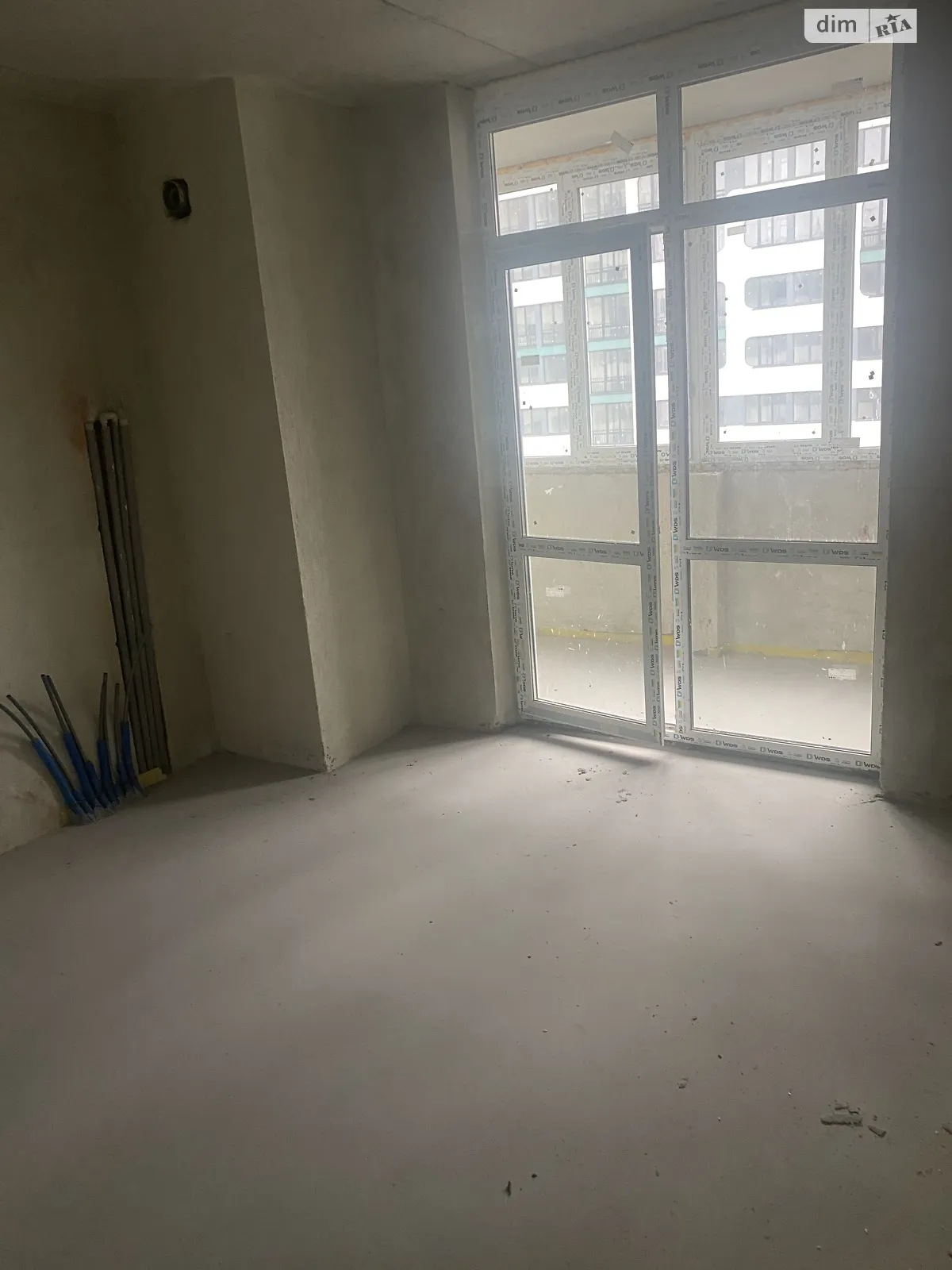 Продается 1-комнатная квартира 40 кв. м в Львове, ул. Трускавецкая, 117 - фото 1