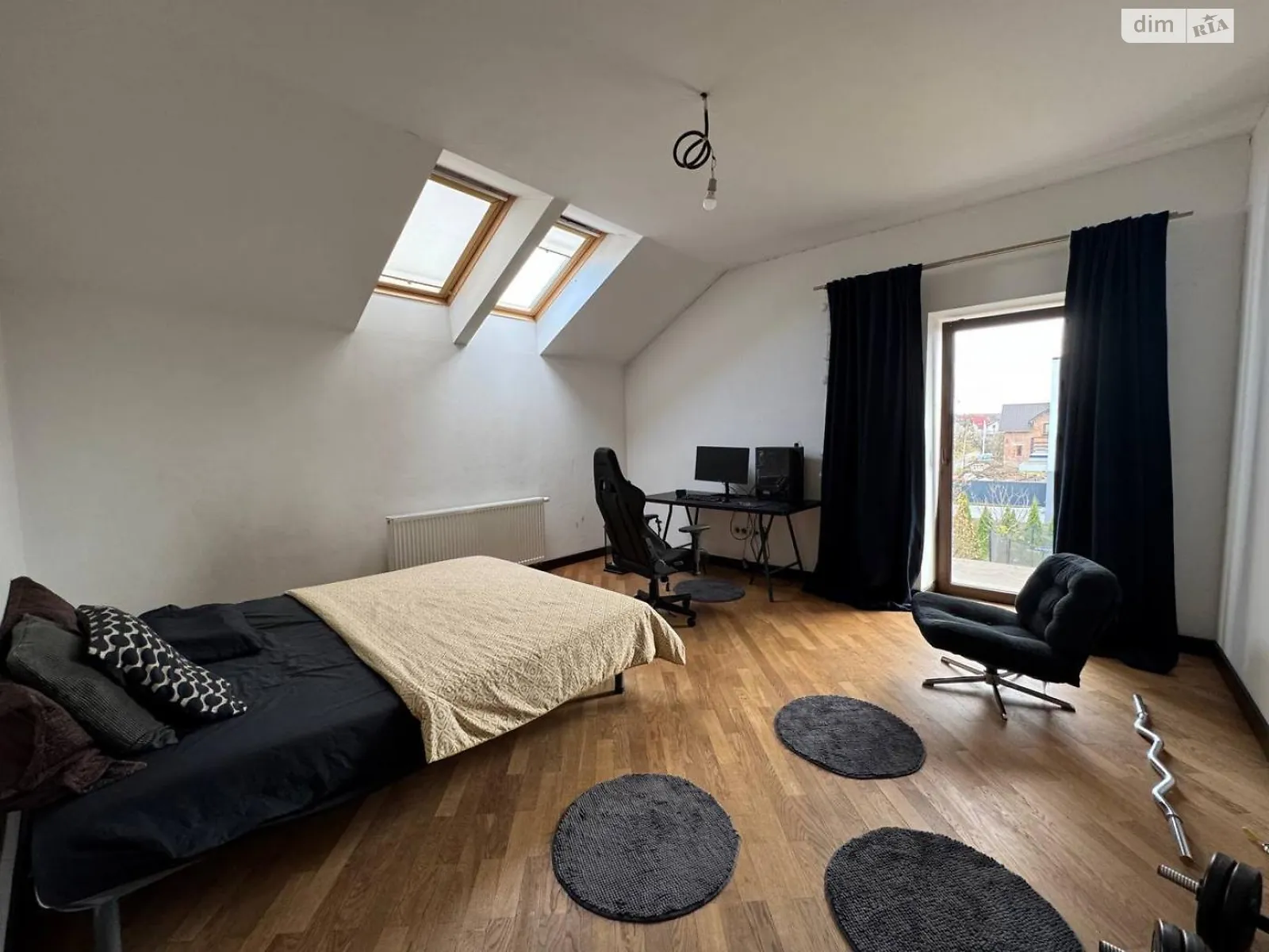 Продается дом на 2 этажа 200 кв. м с балконом, цена: 156000 $ - фото 1