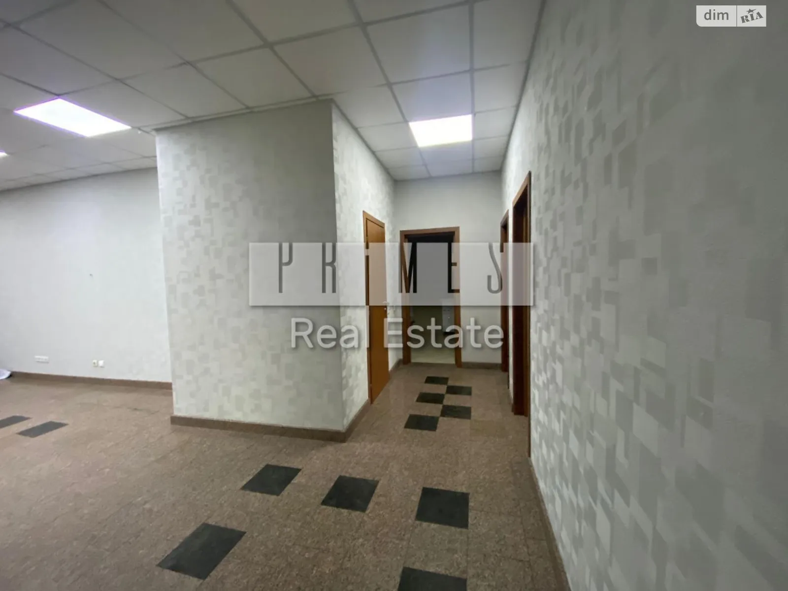 Сдается в аренду офис 186 кв. м в бизнес-центре, цена: 2000 $ - фото 1