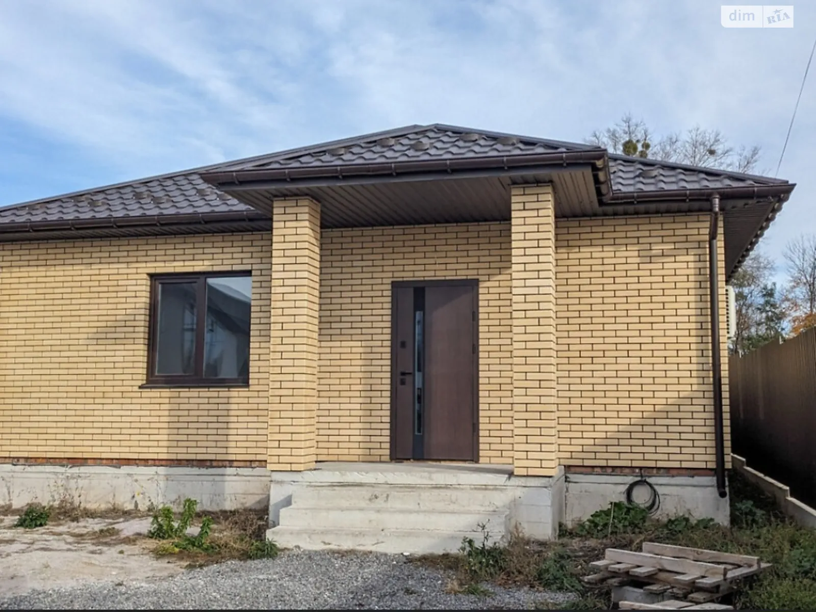 Продается одноэтажный дом 95 кв. м с верандой, цена: 92000 $ - фото 1