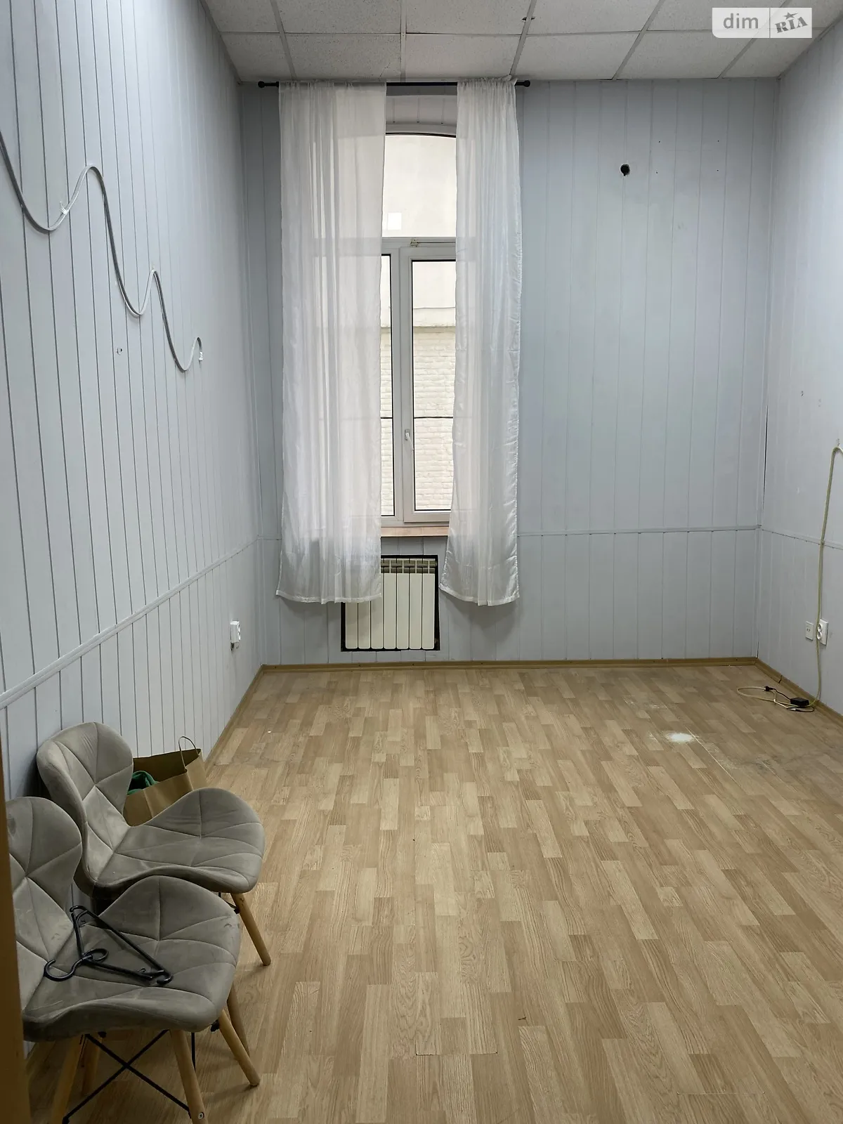 Сдается в аренду помещения свободного назначения 15 кв. м в 2-этажном здании, цена: 7500 грн - фото 1