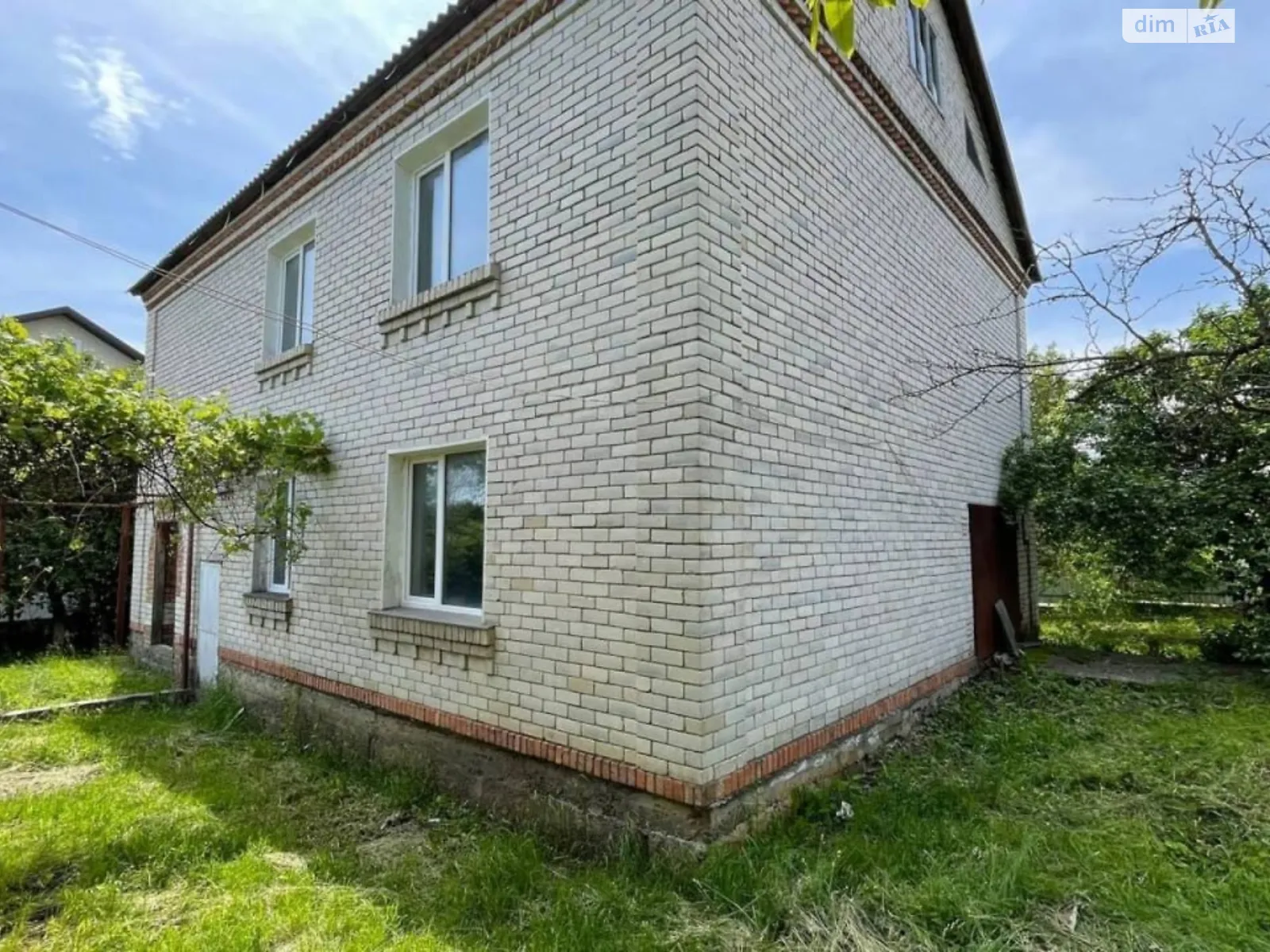 Продається будинок 2 поверховий 227.8 кв. м з садом, цена: 99000 $ - фото 1