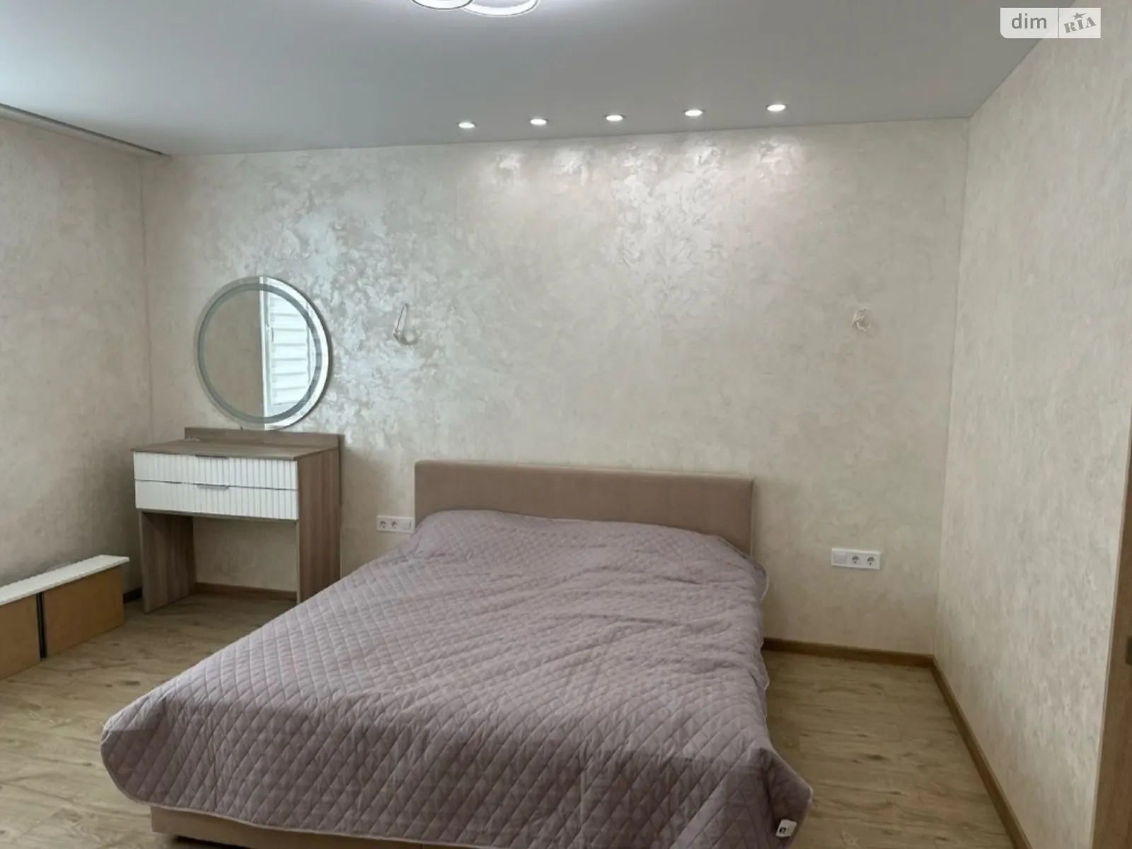 Сдается в аренду 1-комнатная квартира 54 кв. м в Виннице, ул. Александровская - фото 1