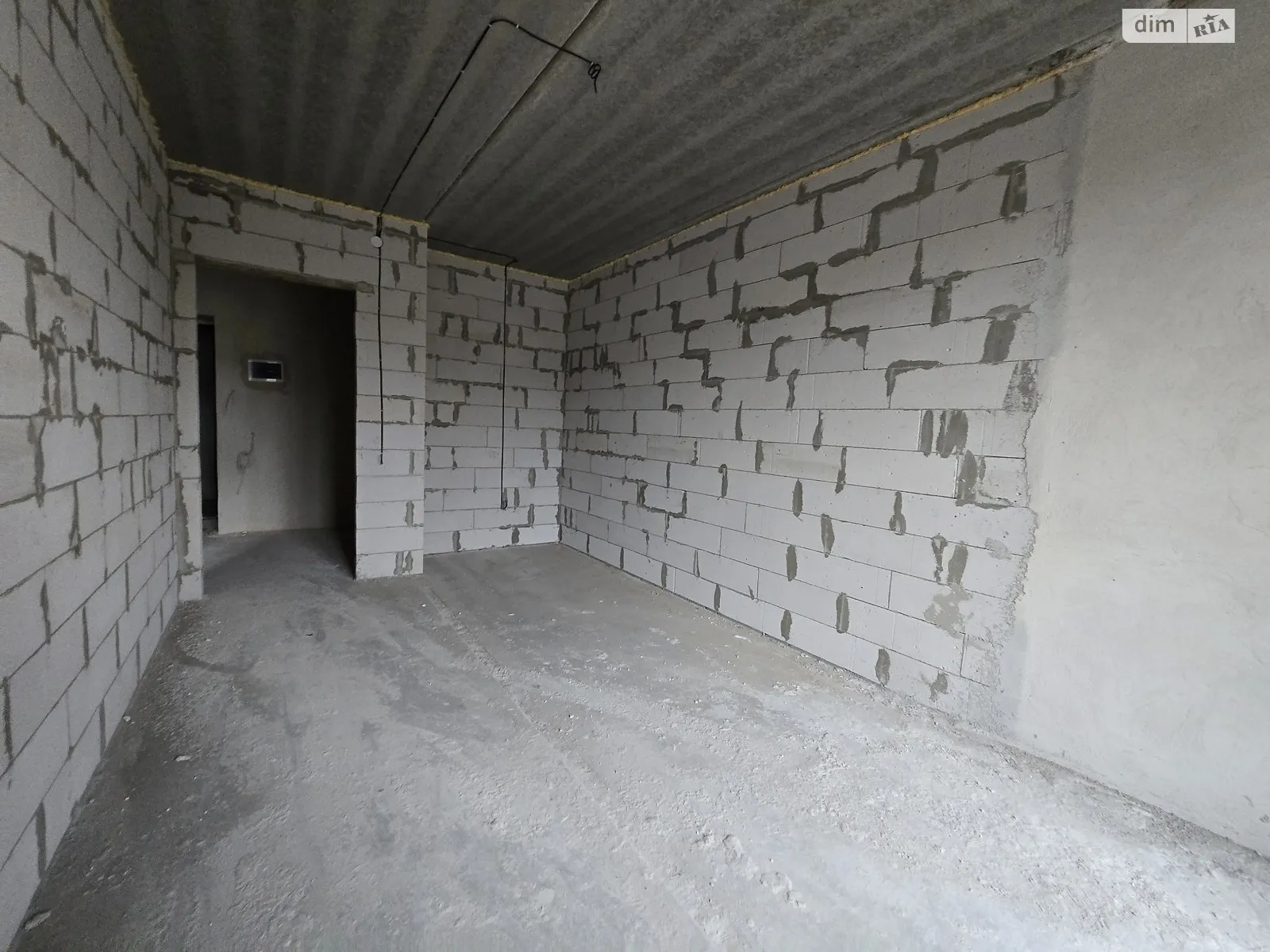 Продается 1-комнатная квартира 38.8 кв. м в Хмельницком, ул. Озерная, 17 - фото 1