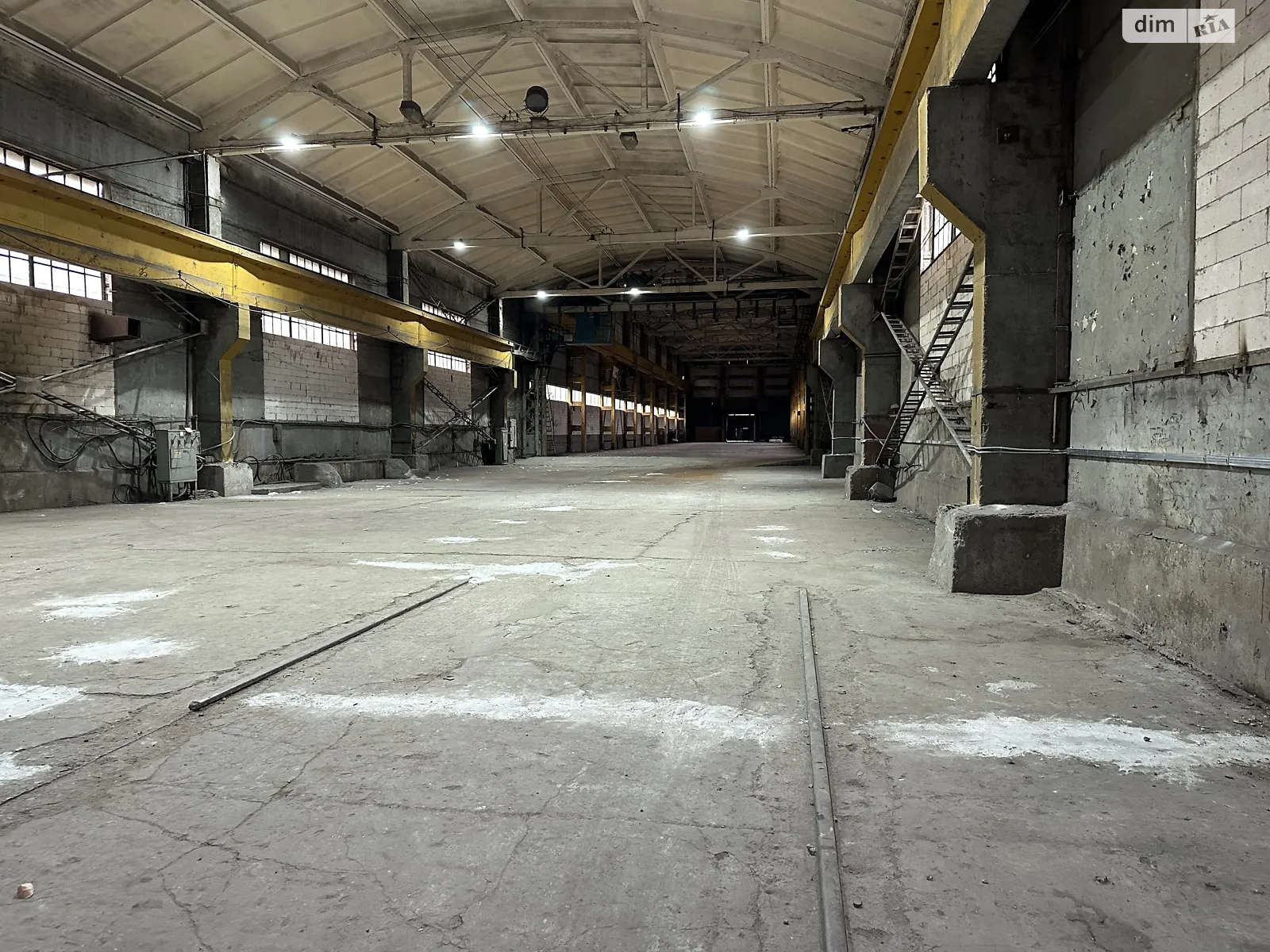 Сдается в аренду помещения свободного назначения 3000 кв. м в 1-этажном здании, цена: 420000 грн - фото 1