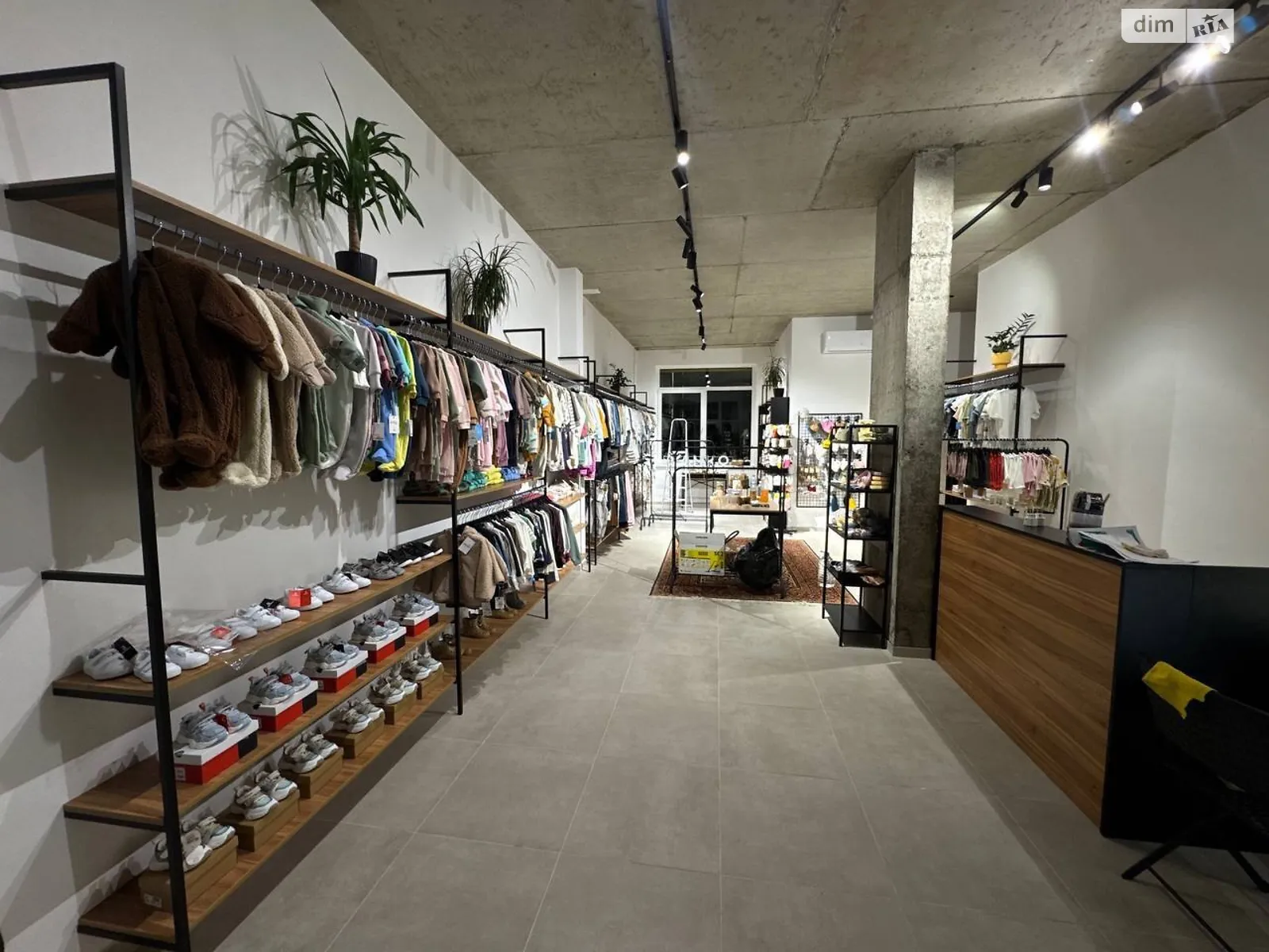 Сдается в аренду помещения свободного назначения 72.4 кв. м в 10-этажном здании, цена: 58400 $ - фото 1