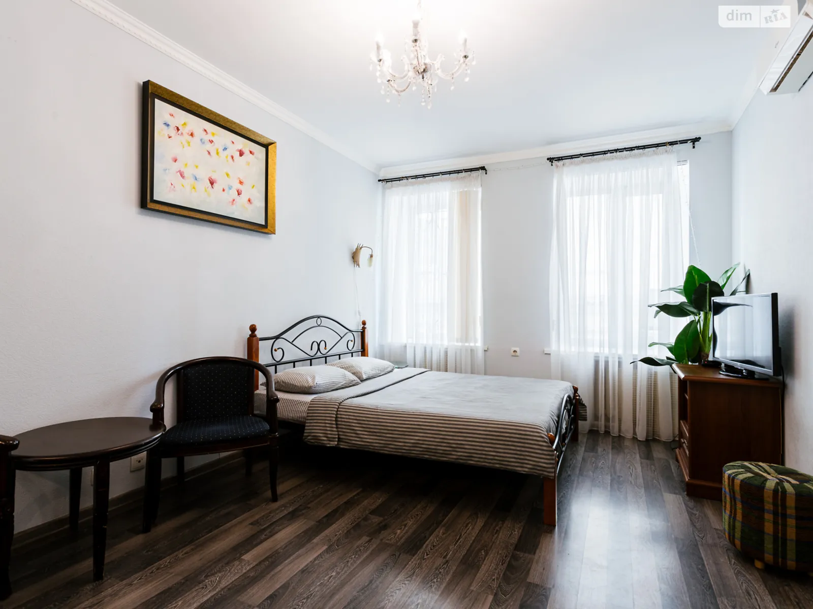 Сдается в аренду 1-комнатная квартира в Киеве, пл. Бессарабская, 7 - фото 1