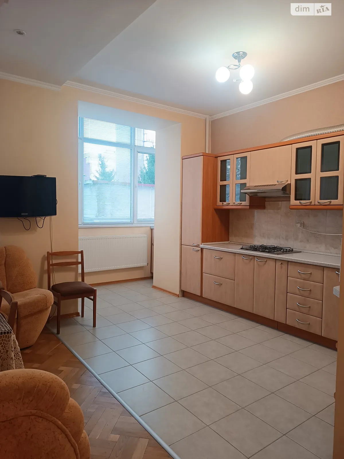 1-комнатная квартира 38 кв. м в Тернополе, ул. Генерала Мирона Тарнавского - фото 1