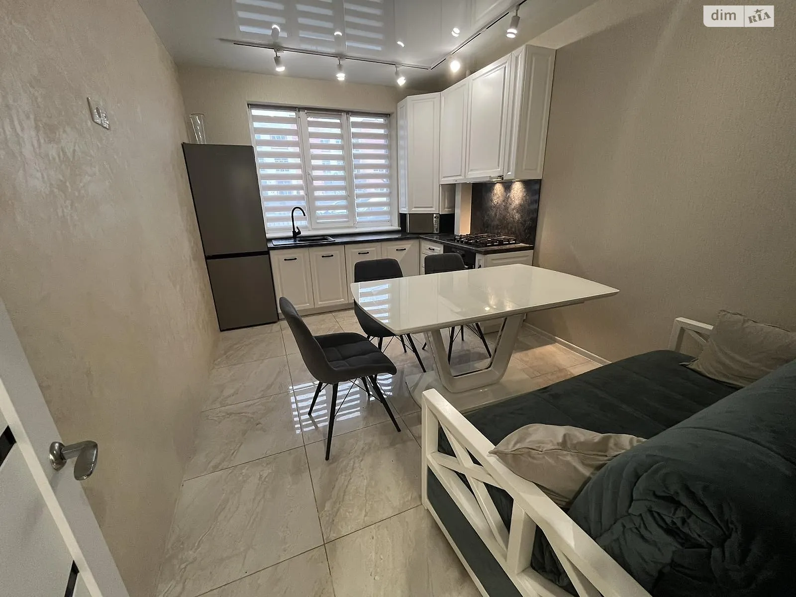 Сдается в аренду 2-комнатная квартира 60 кв. м в Виннице, ул. Трамвайная, 3В - фото 1