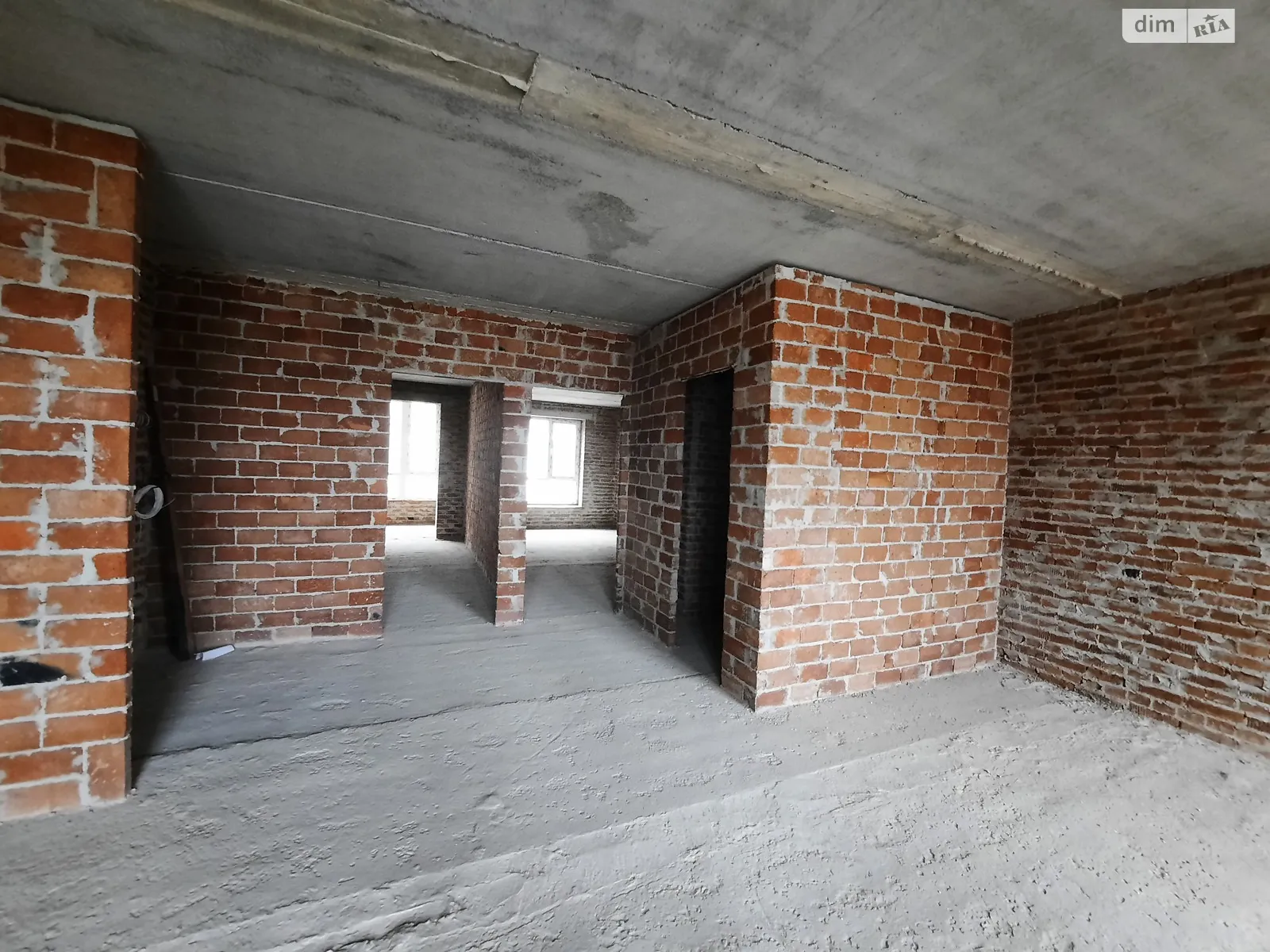 Продается 3-комнатная квартира 77 кв. м в Петрикове, ул. Шептицкого - фото 1