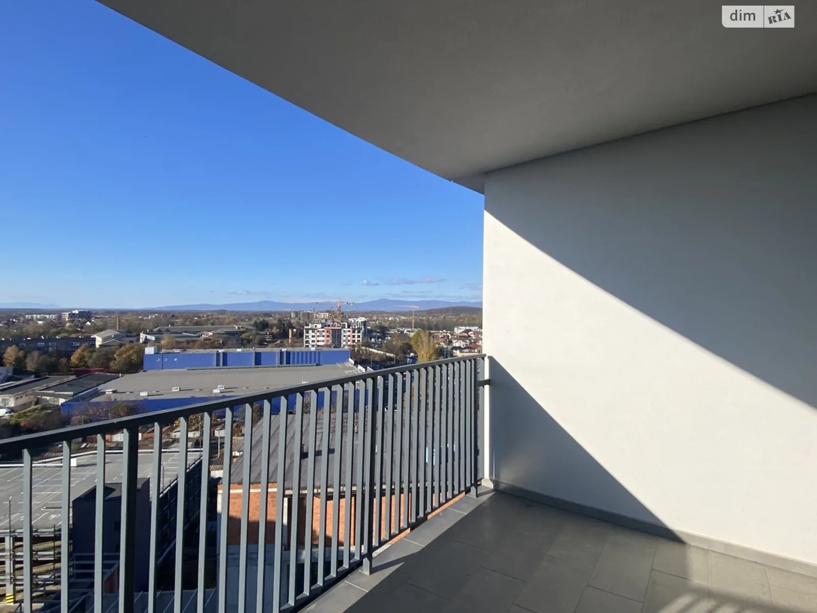 Продається 1-кімнатна квартира 53.25 кв. м у Ужгороді, вул. Миколи Бобяка, 1Г - фото 1