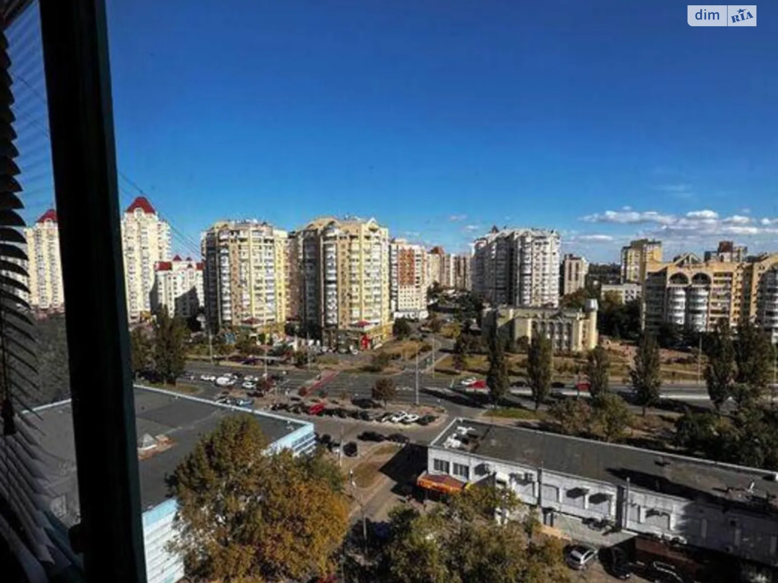 Продается 1-комнатная квартира 36 кв. м в Киеве, просп. Владимира Ивасюка, 27А - фото 1