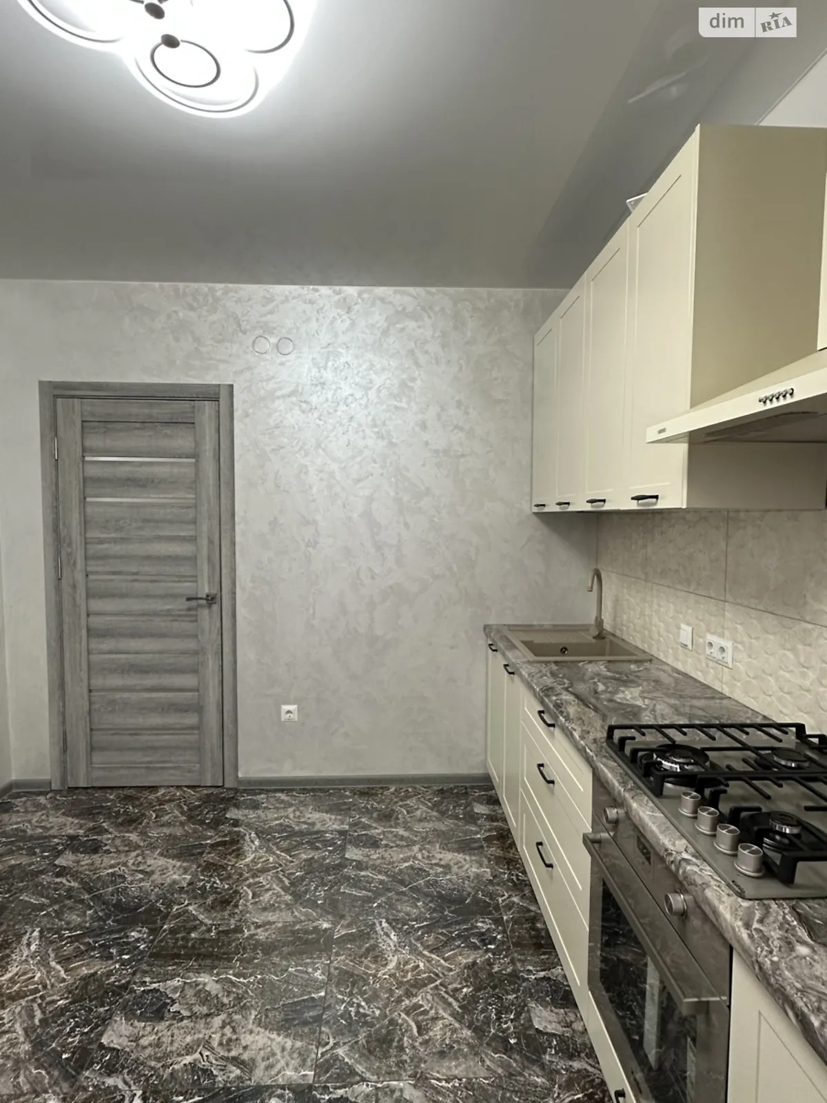 ул. Карпатской Сечи, 6Б Коновальца Чорновола Ивано-Франковск - фото 4