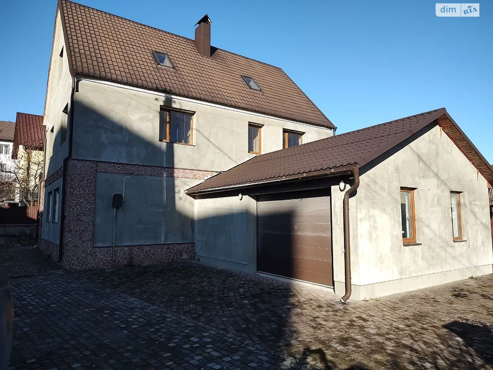 Продается дом на 3 этажа 155 кв. м с беседкой, цена: 99000 $ - фото 1