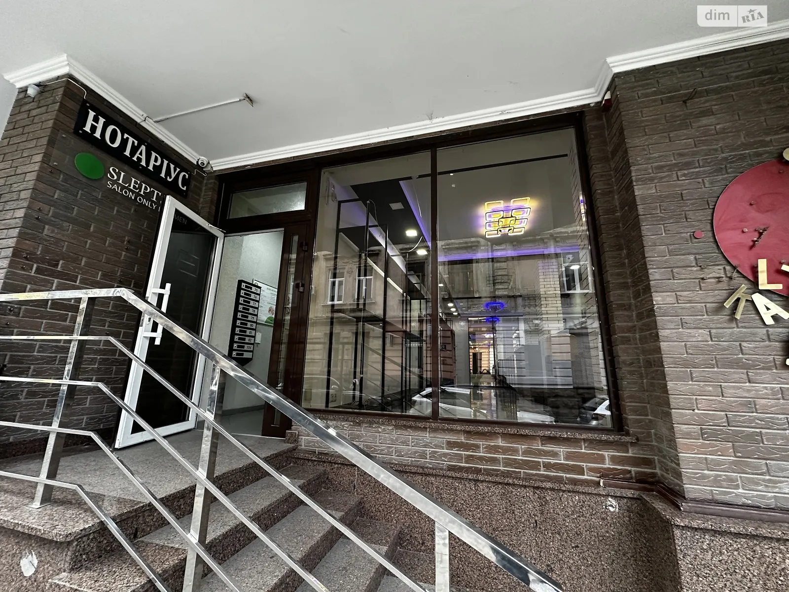 Сдается в аренду помещения свободного назначения 45 кв. м в 6-этажном здании, цена: 800 $ - фото 1