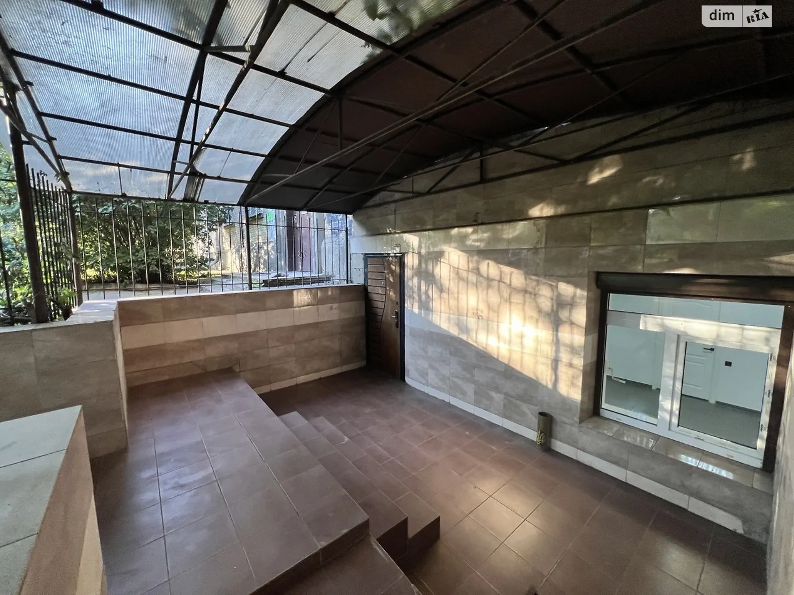 Здається в оренду приміщення вільного призначення 120 кв. м в 8-поверховій будівлі, цена: 34000 грн - фото 1