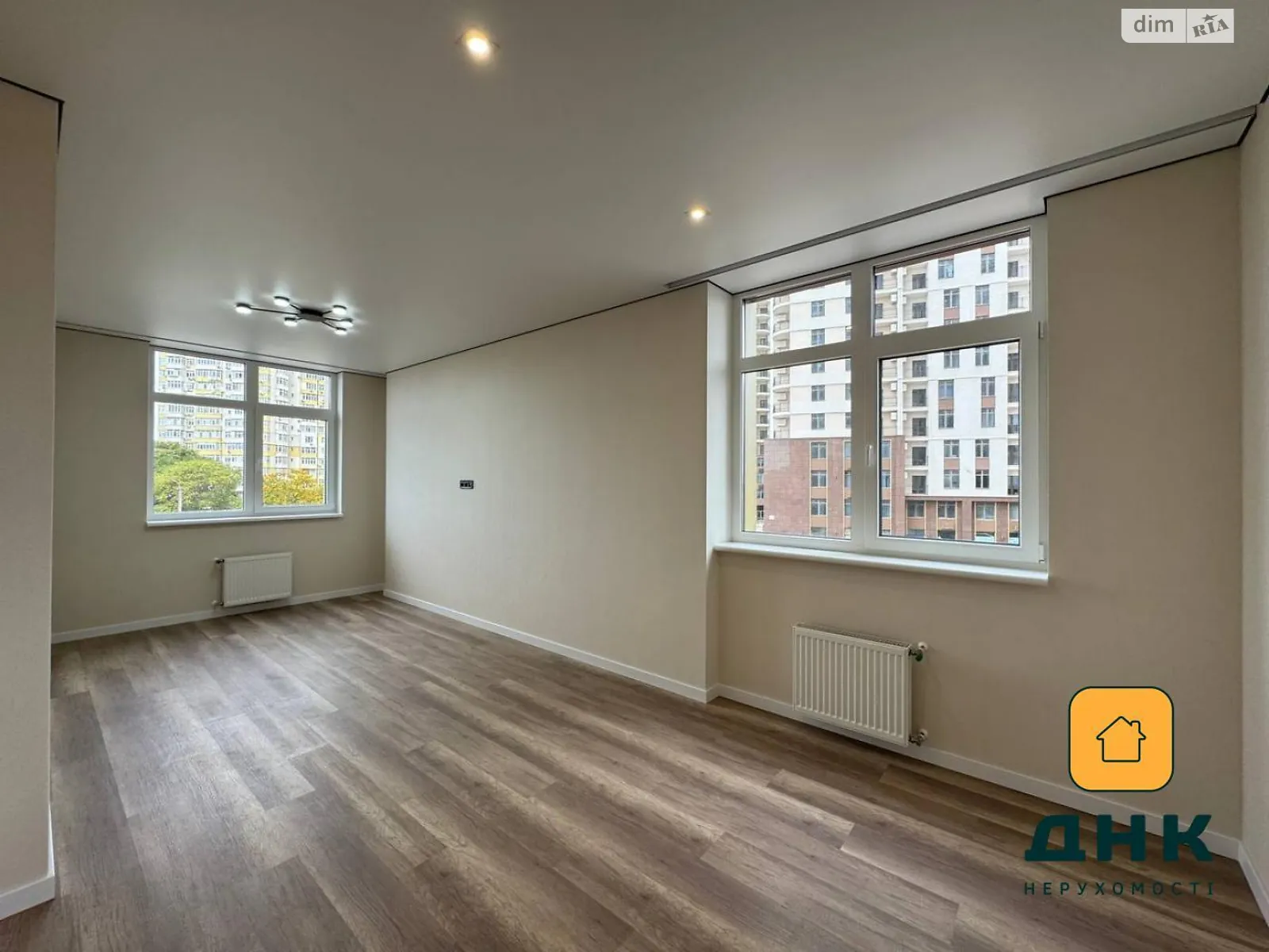 Продается 2-комнатная квартира 67 кв. м в Одессе, ул. Краснова, 3 корпус 65 - фото 1