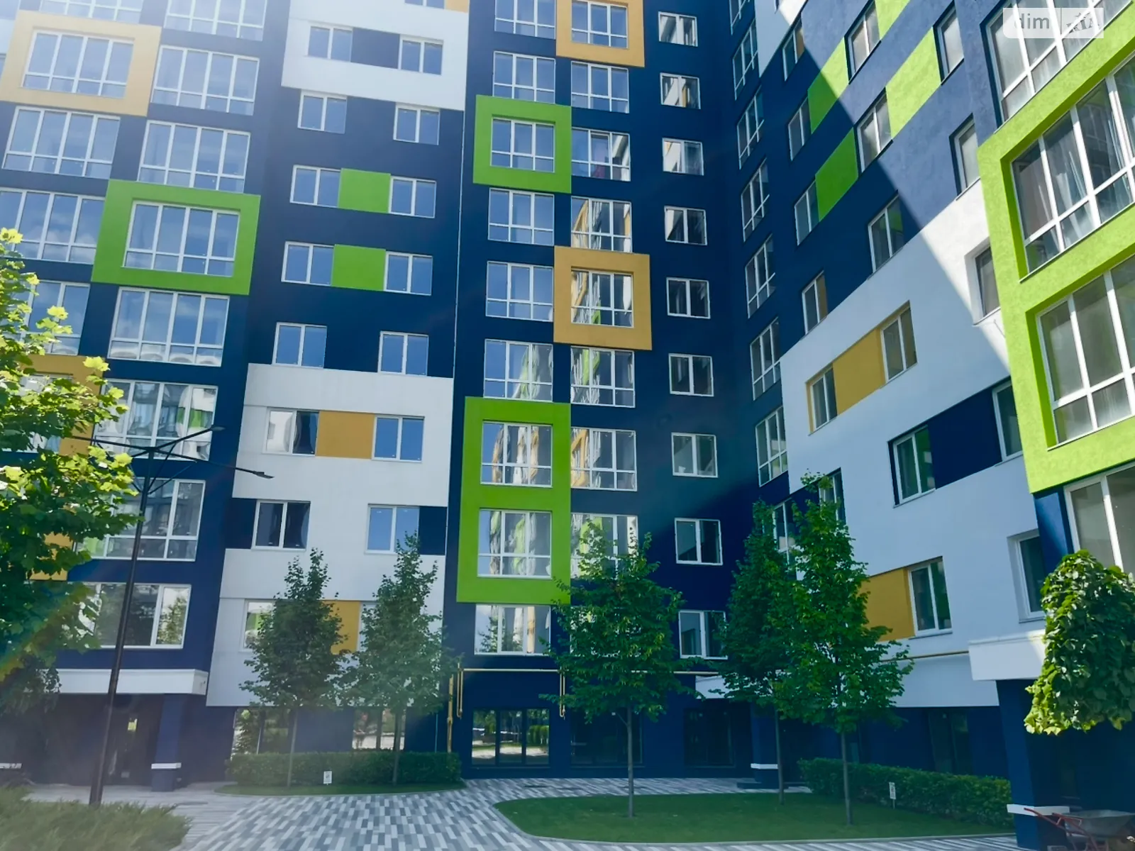 Продается 1-комнатная квартира 27.68 кв. м в Буче, бул. Леонида Бирюкова, 9 - фото 1