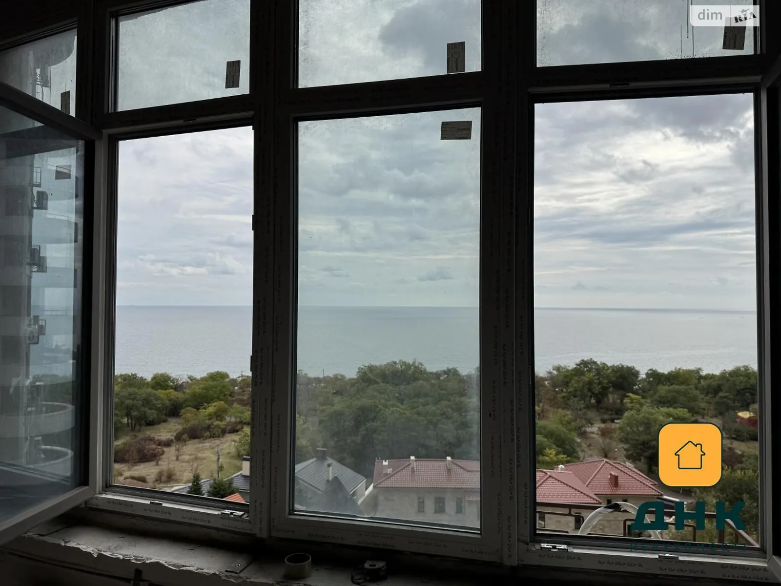 Продається 3-кімнатна квартира 91 кв. м у Одесі, вул. Валерія Самофалова, 16А/6 - фото 1