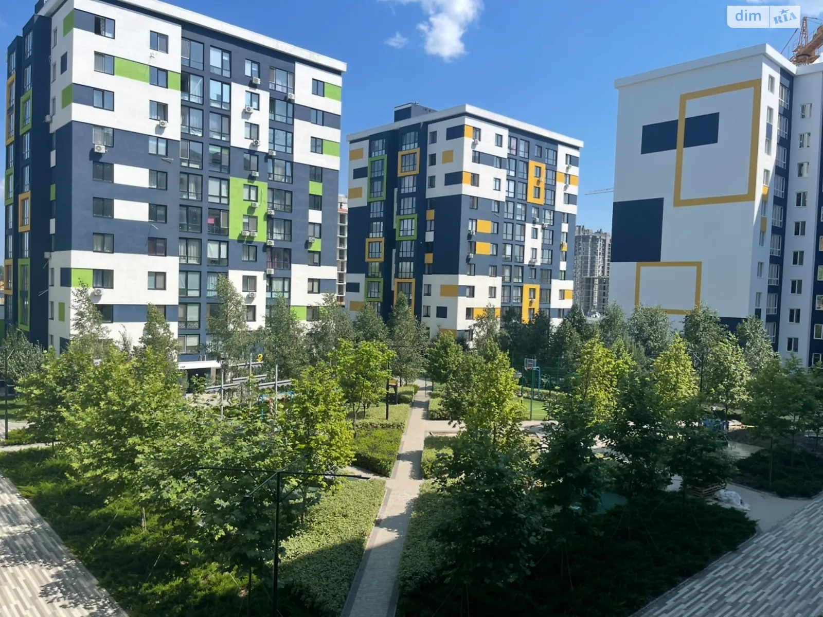 Продается 1-комнатная квартира 35 кв. м в Буче, ул. Вишневая, 35 - фото 1