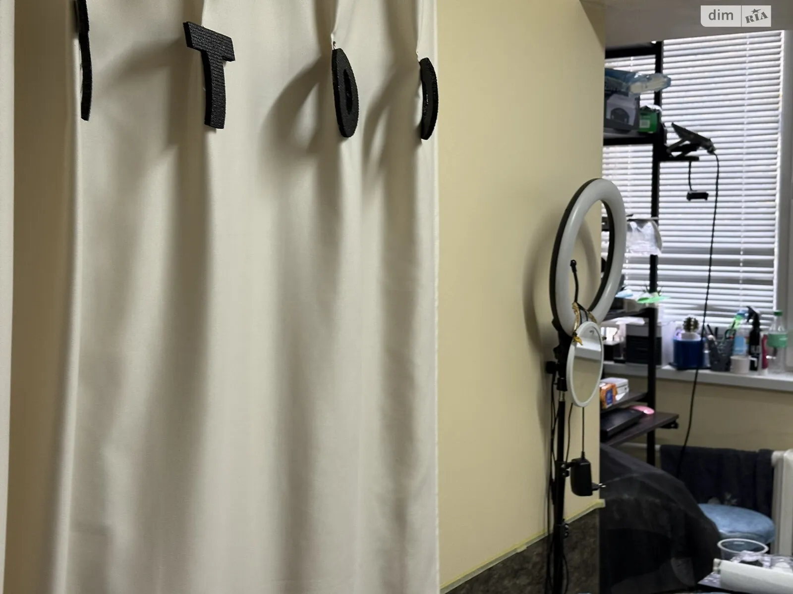 Сдается в аренду офис 11 кв. м в бизнес-центре, цена: 3500 грн - фото 1