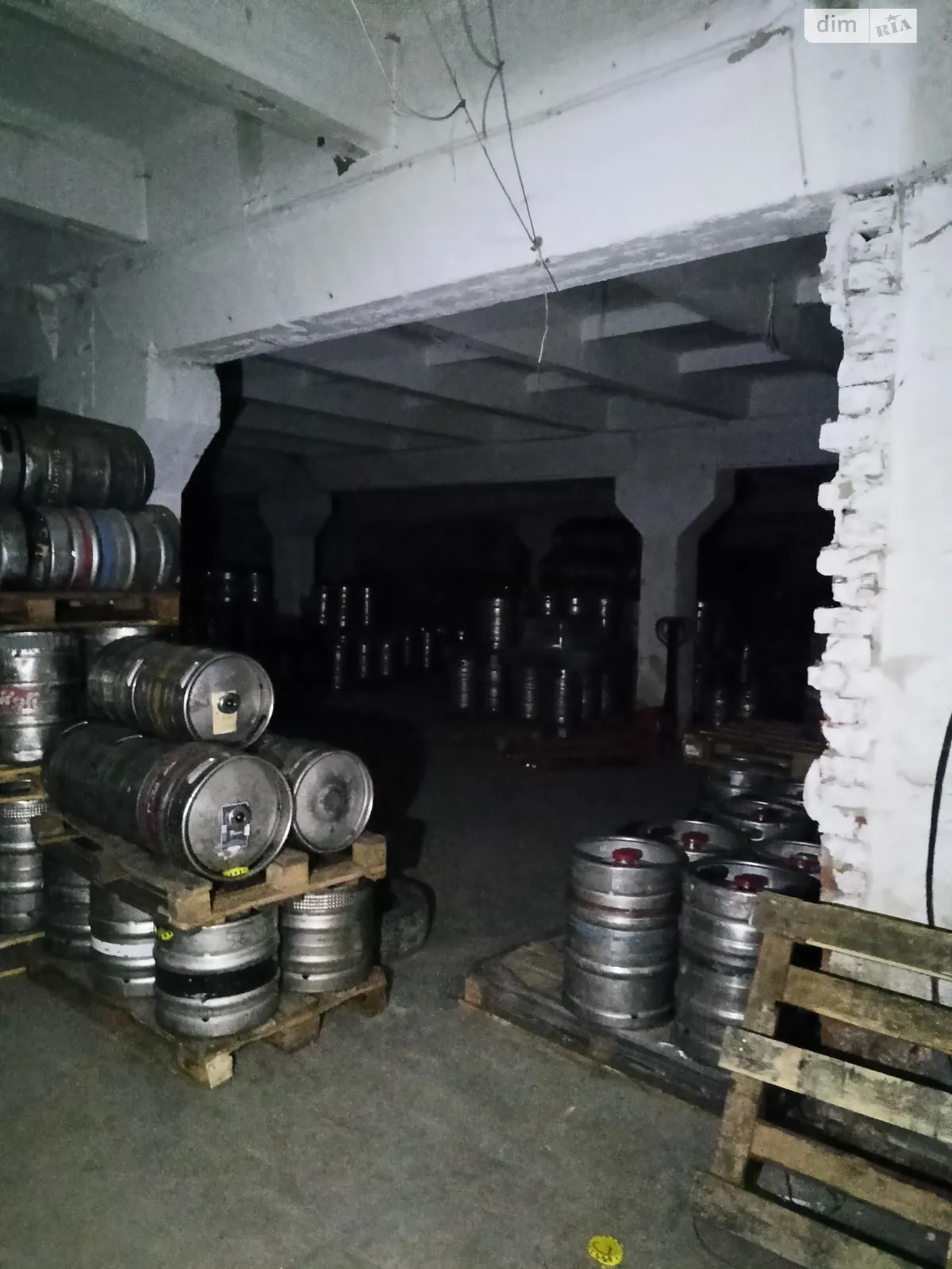 Сдается в аренду помещения свободного назначения 650 кв. м в 1-этажном здании, цена: 110500 грн - фото 1