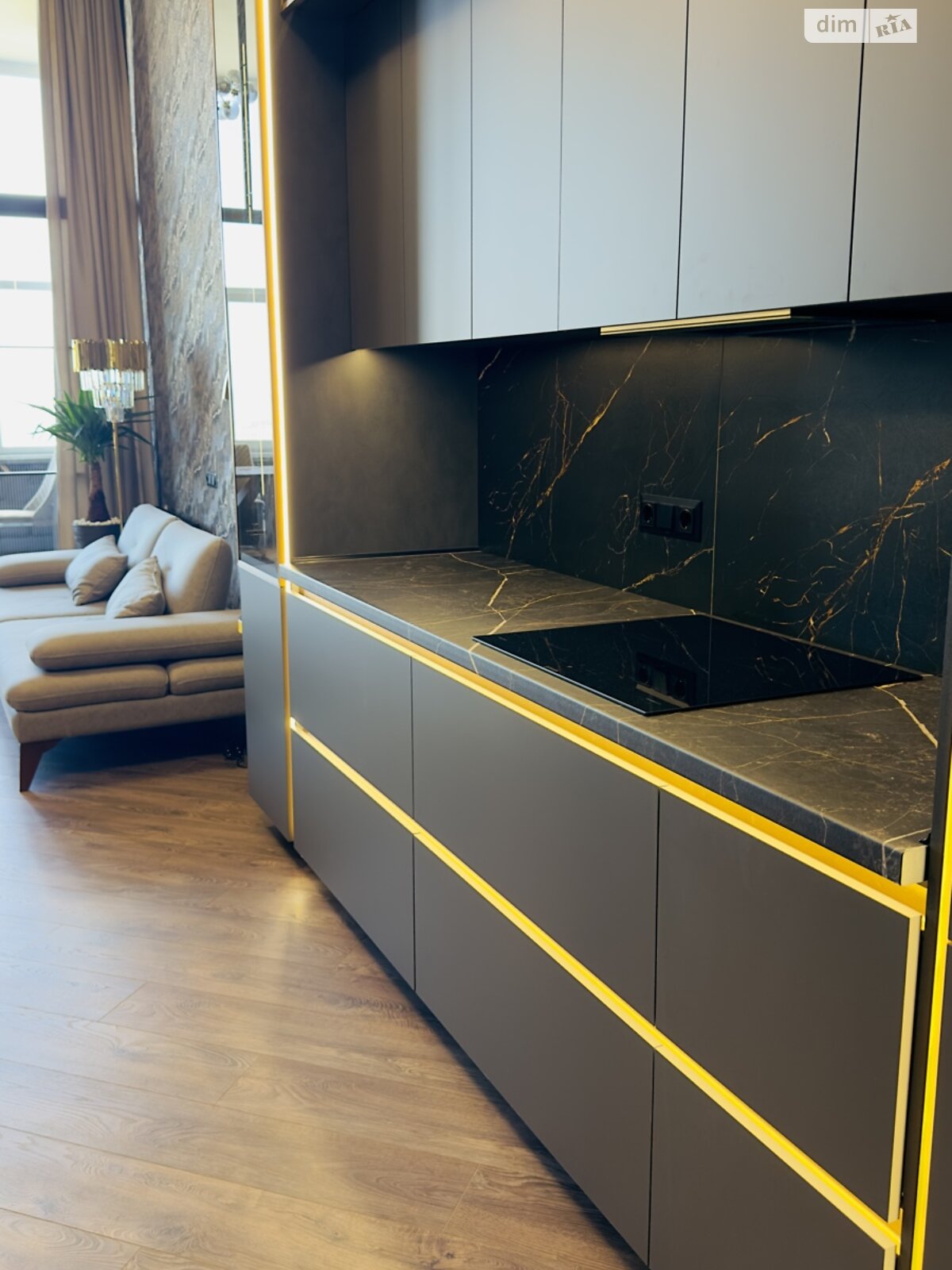 Прев'ю фото 3