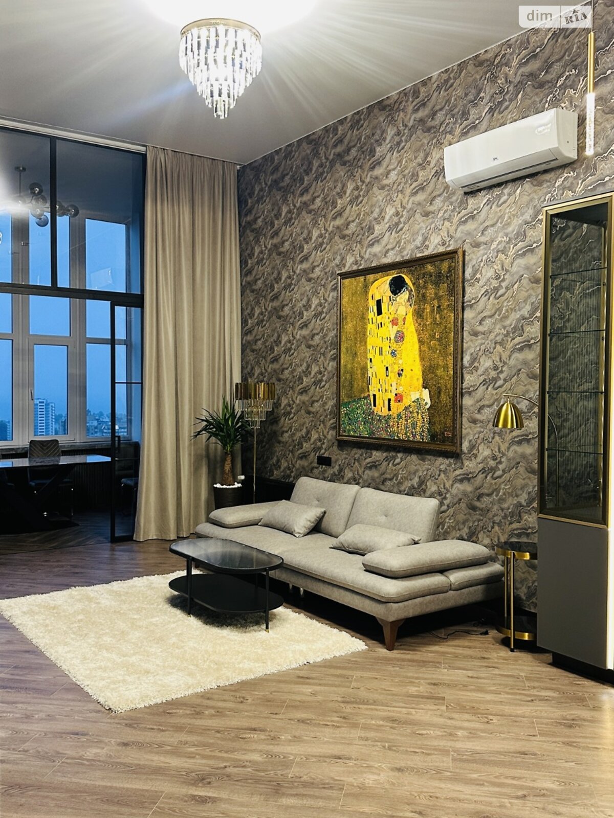 Прев'ю фото 2