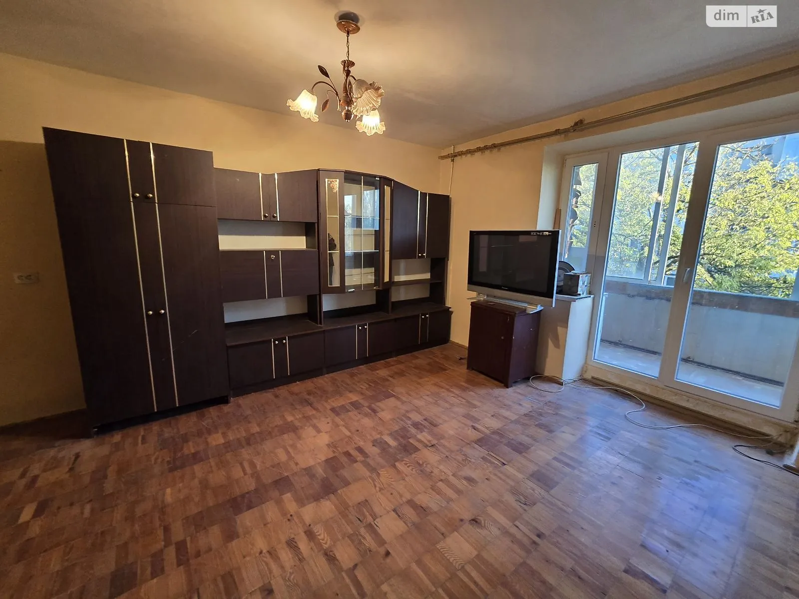 Продается 1-комнатная квартира 34.6 кв. м в Ужгороде, вул. Романа Шухевича - фото 1